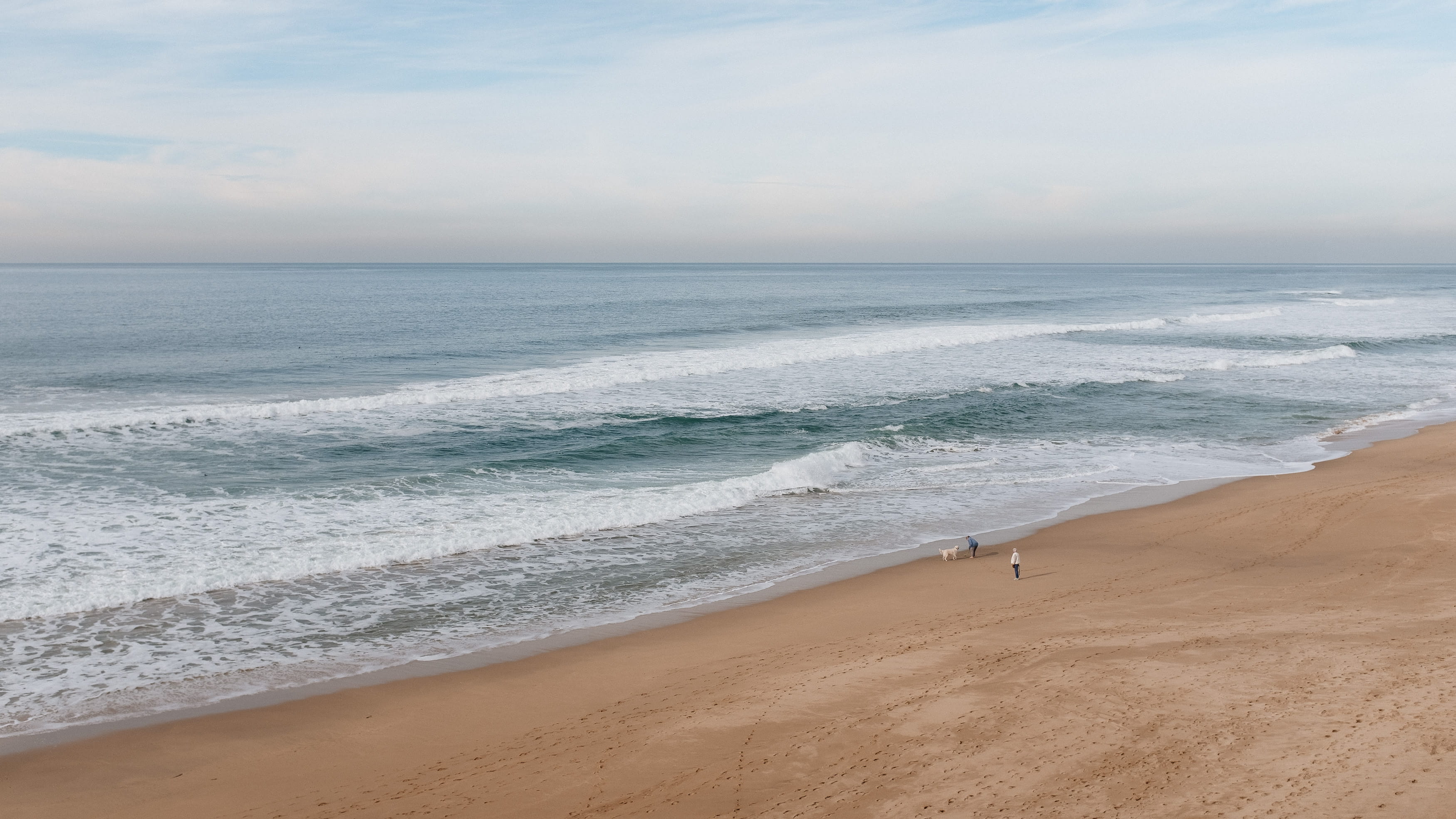scenery, scenics - nature, ocean, half moon bay, human, tranquility, soil, promontory, non-urban scene, walk, people, landscape, shore, nature, motion, HD Wallpaper
