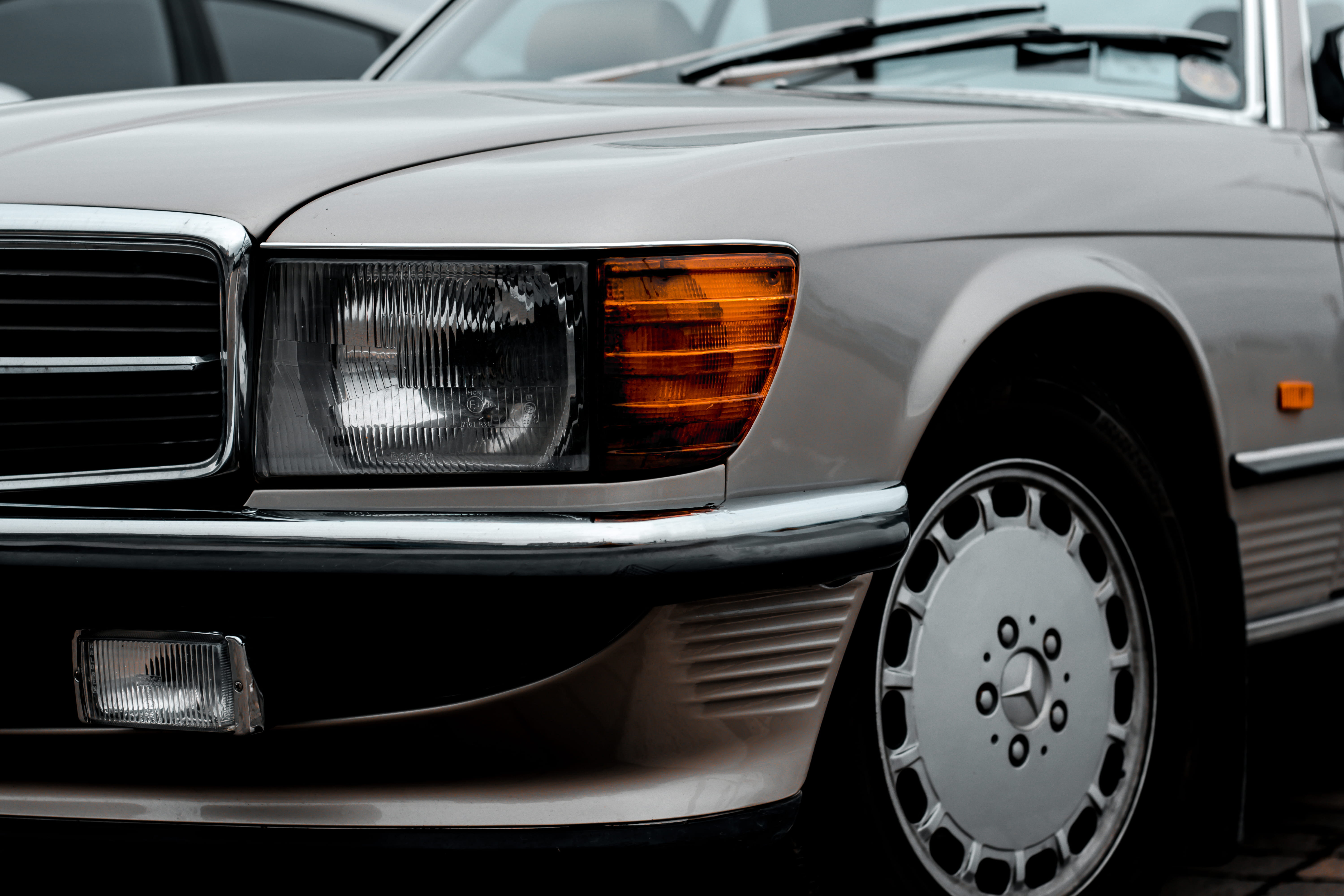 s, class, transportation, wheel, gray, furniture, glass - material, no people, suv, headlight, luxury, windshield, metal, automobile, 5K, sports car, vehicle, HD Wallpaper
