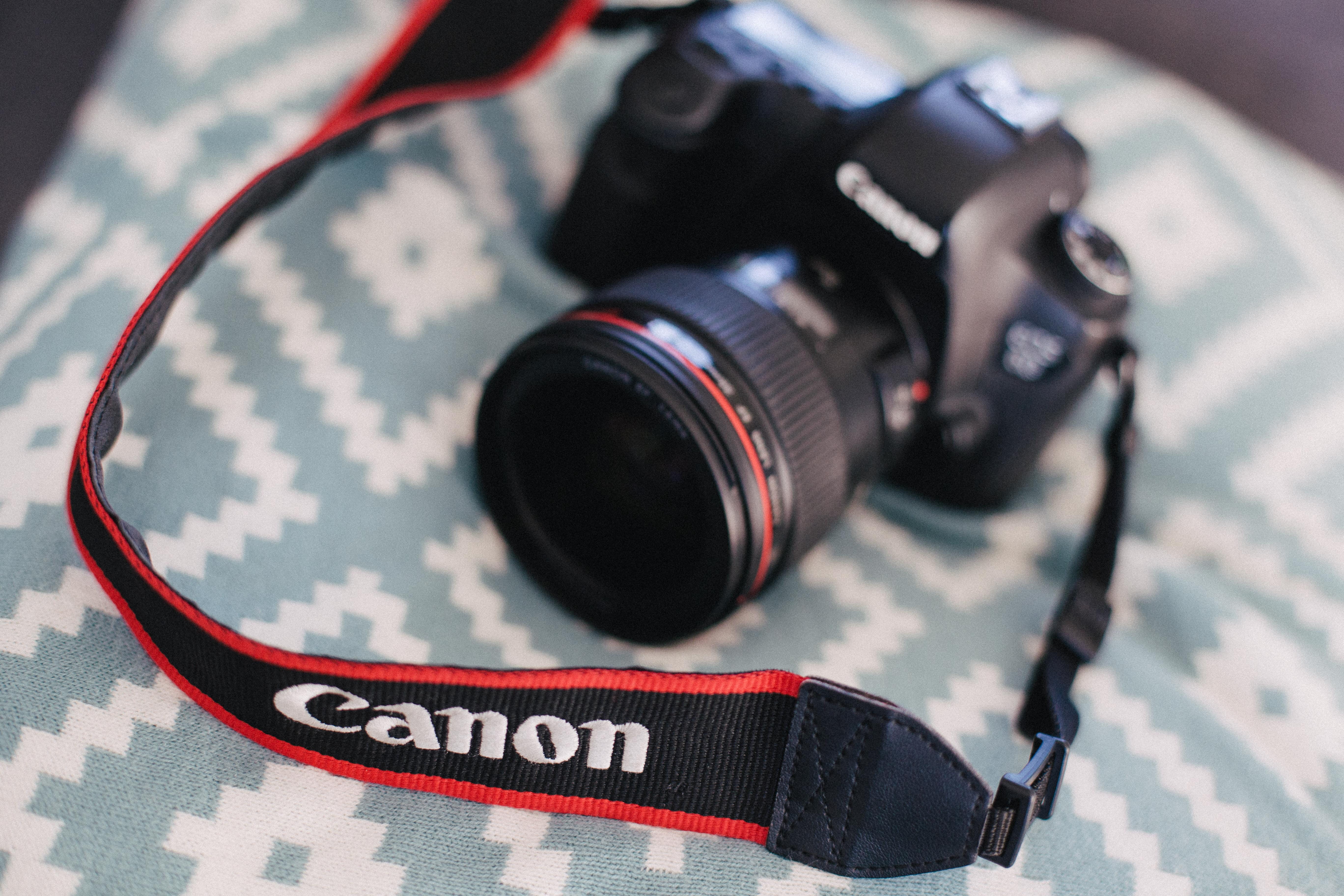 computer hardware, film industry, computer keyboard, photography, no people, lens - optical instrument, strap, computer, box, photographing, camera, technology, HD Wallpaper