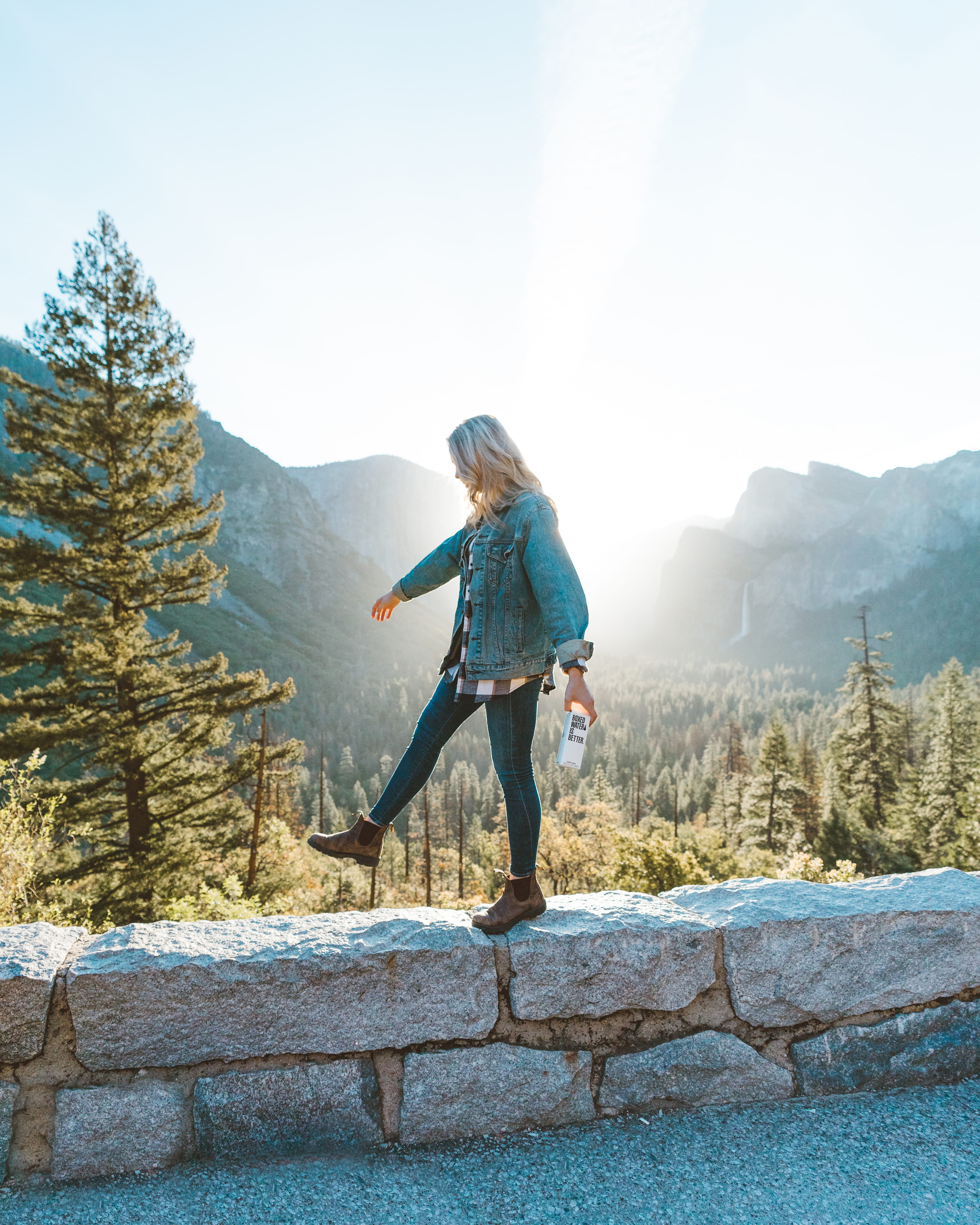 carton, real people, mountain, leisure activity, hairstyle, denim, beauty in nature, day, adult, jacket, blue, lifestyles, full length, tranquil scene, Phone HD Wallpaper