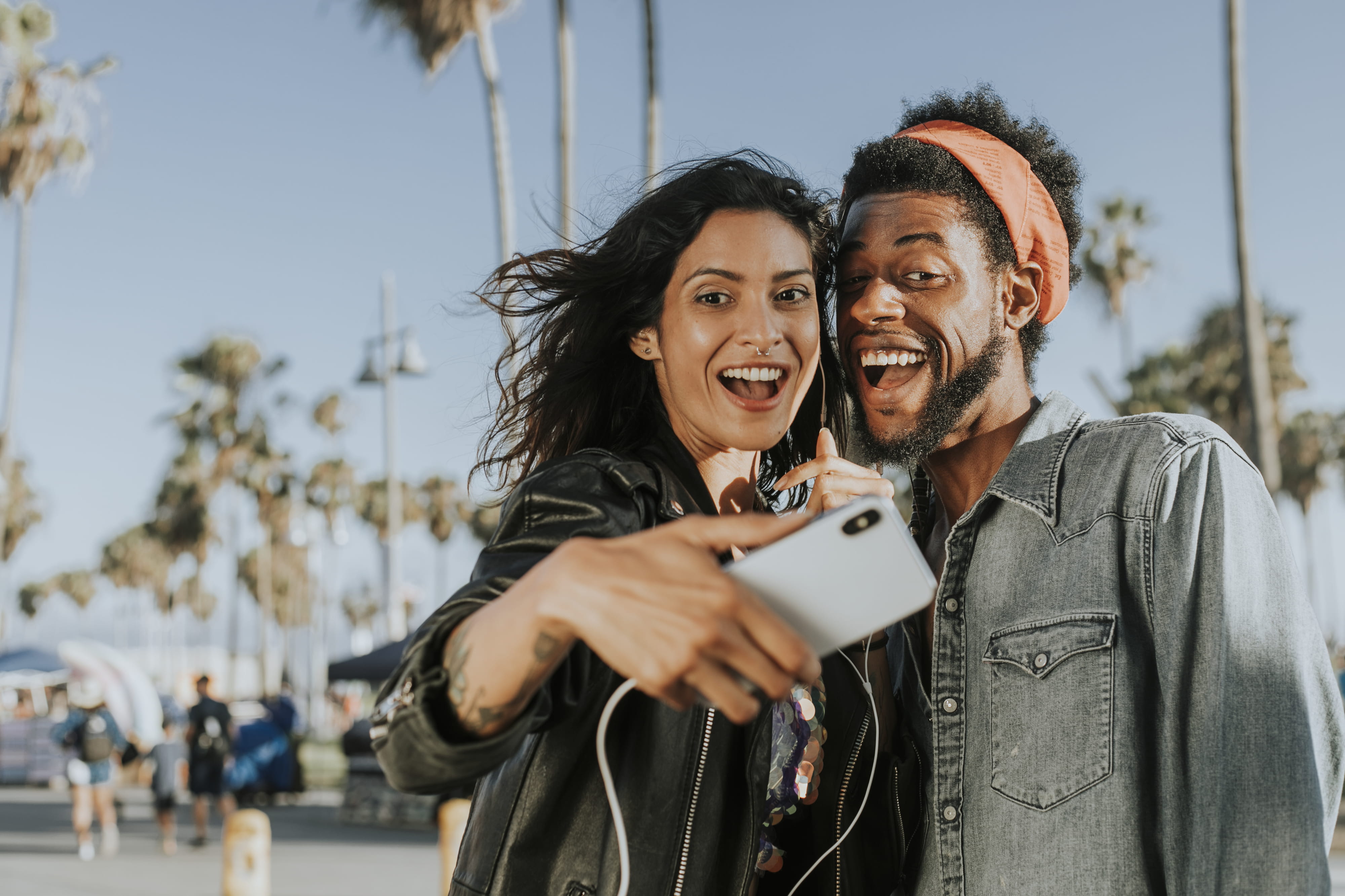friendship, happiness, two people, phone, happy, smiling, woman, real people, women, couple, multiracial, friends, emotion, wireless technology, man, picture, HD Wallpaper