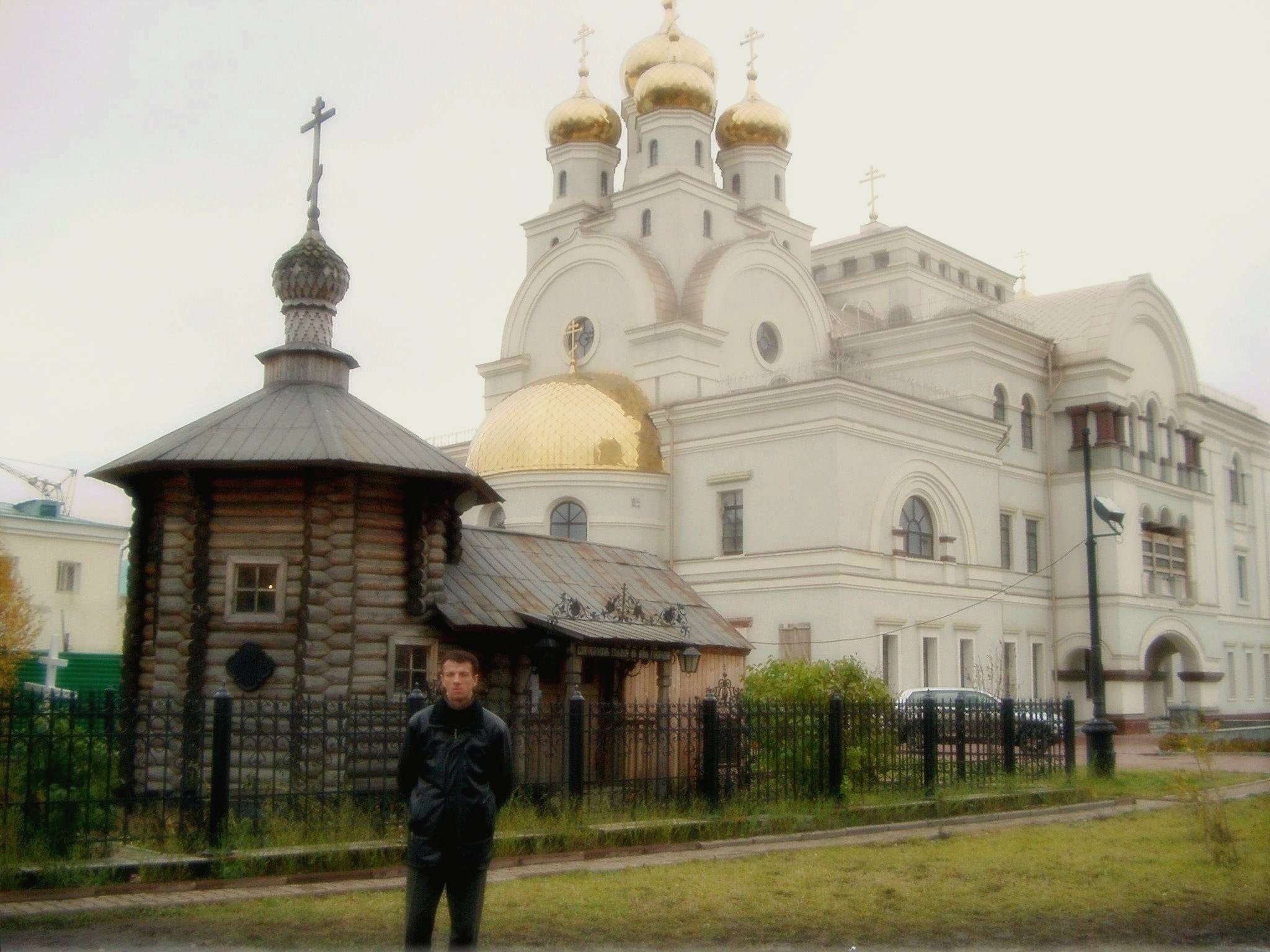 yekaterinburg, russia, day, building exterior, built structure, rossiya, ekaterinburg, belief, sky, dome, plant, tree, spirituality, nature, patriarshee podvore, HD Wallpaper
