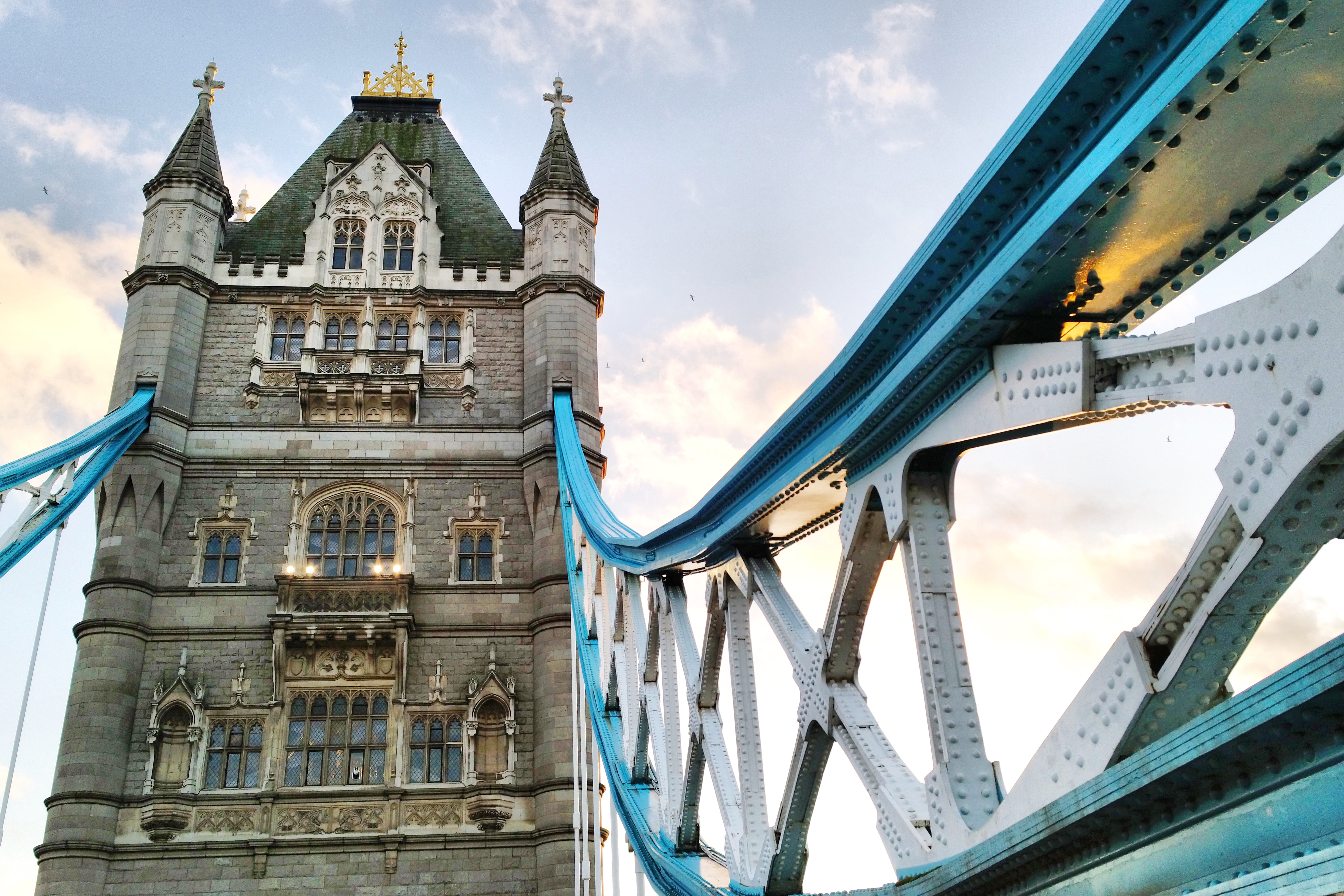 town, building, london, 5K, transportation, no people, bridge, united kingdom, low angle view, london tower, city, historic, sky, bridge - man made structure, HD Wallpaper