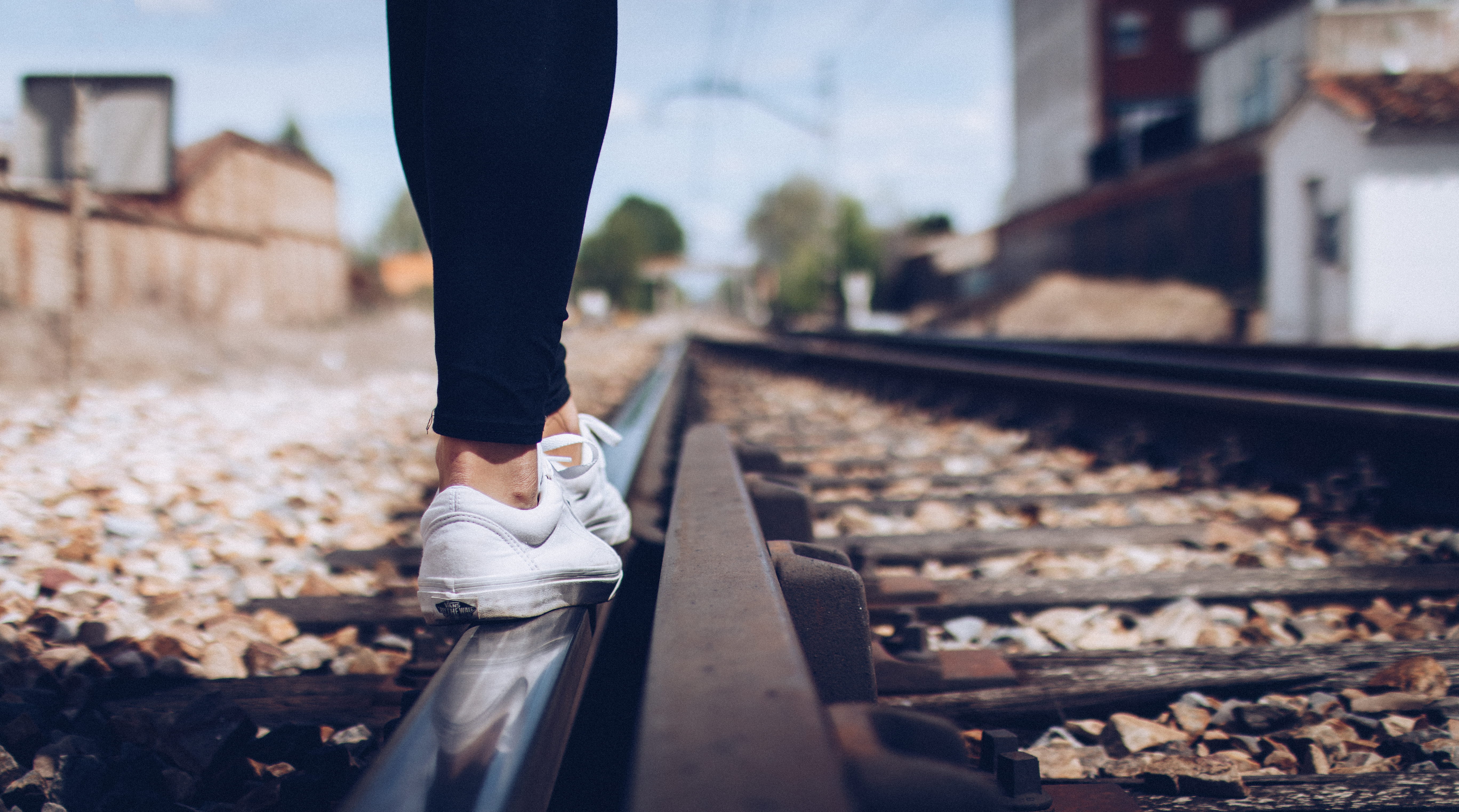 tracks, low section, vanishing point, sky, horizon, stones, train, vans, white, transportation, veguellina de órbigo, limb, spain, one person, feet, shoe, HD Wallpaper