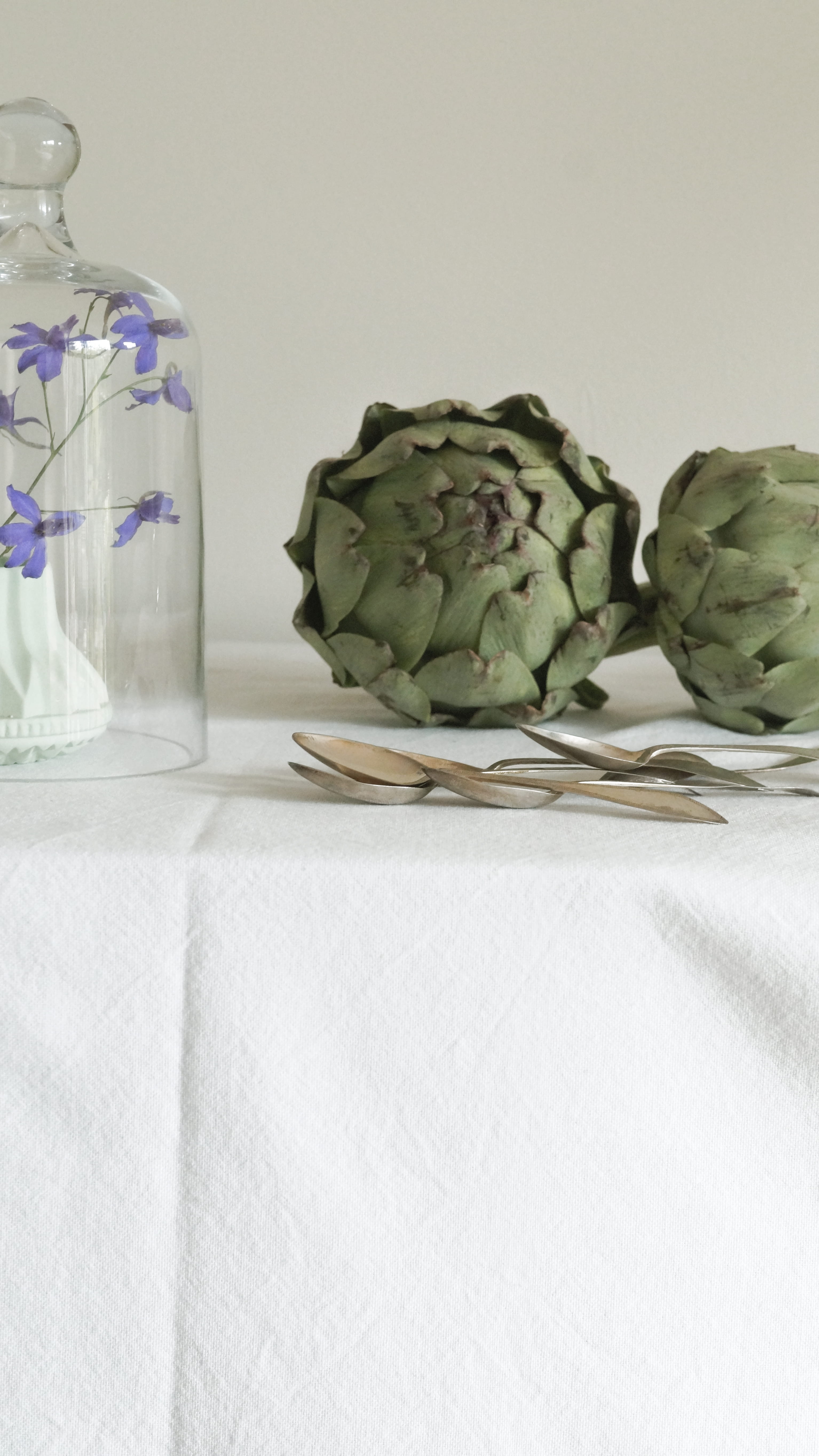 glass - material, freshness, vegetable, food, flowers, container, 5K, food and drink, healthy eating, still life, vase, indoors, jar, artichoke, transparent, Phone HD Wallpaper