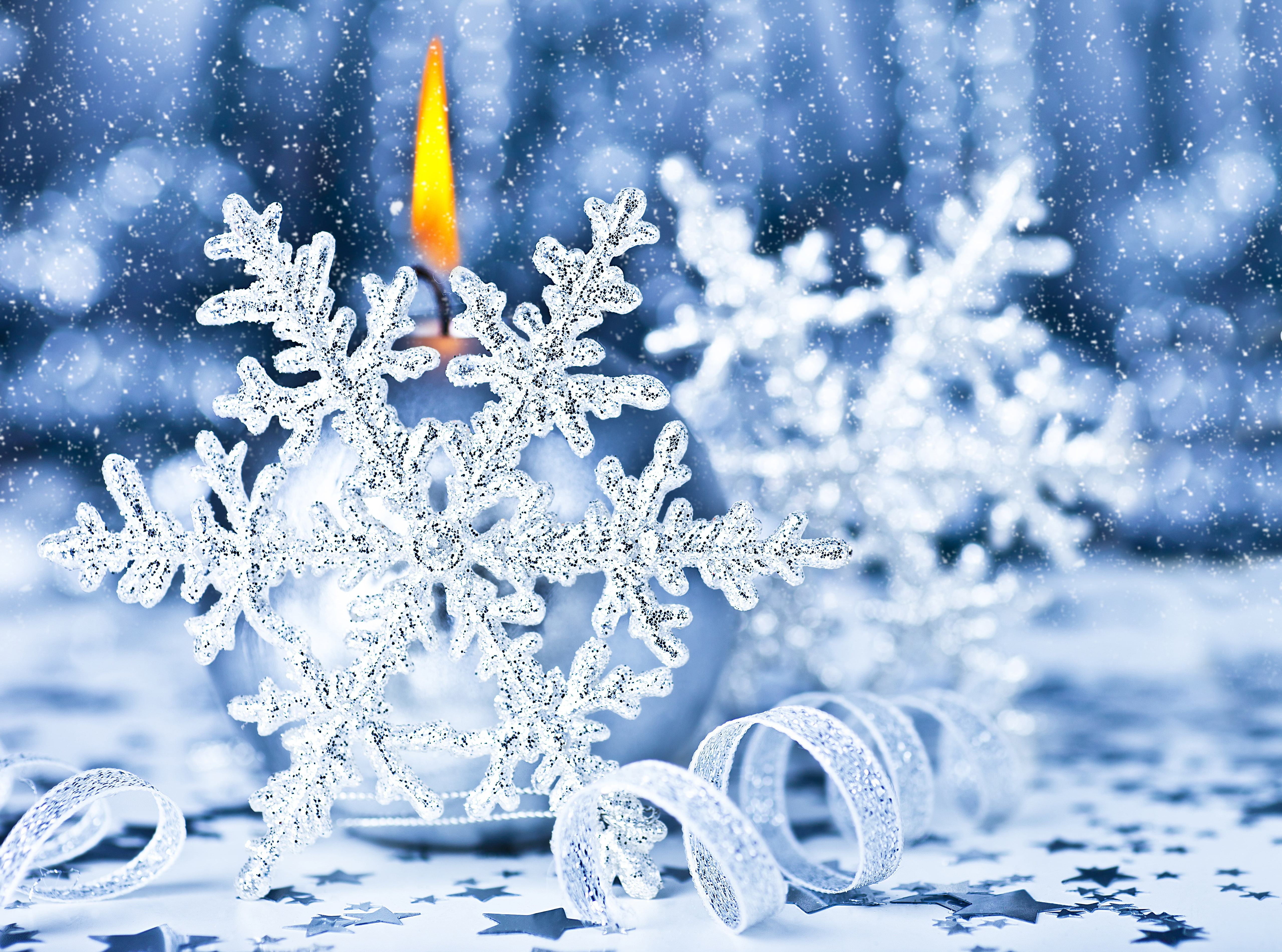 Snowfall, 5K, Candle light, 5K, Christmas decoration, HD Wallpaper