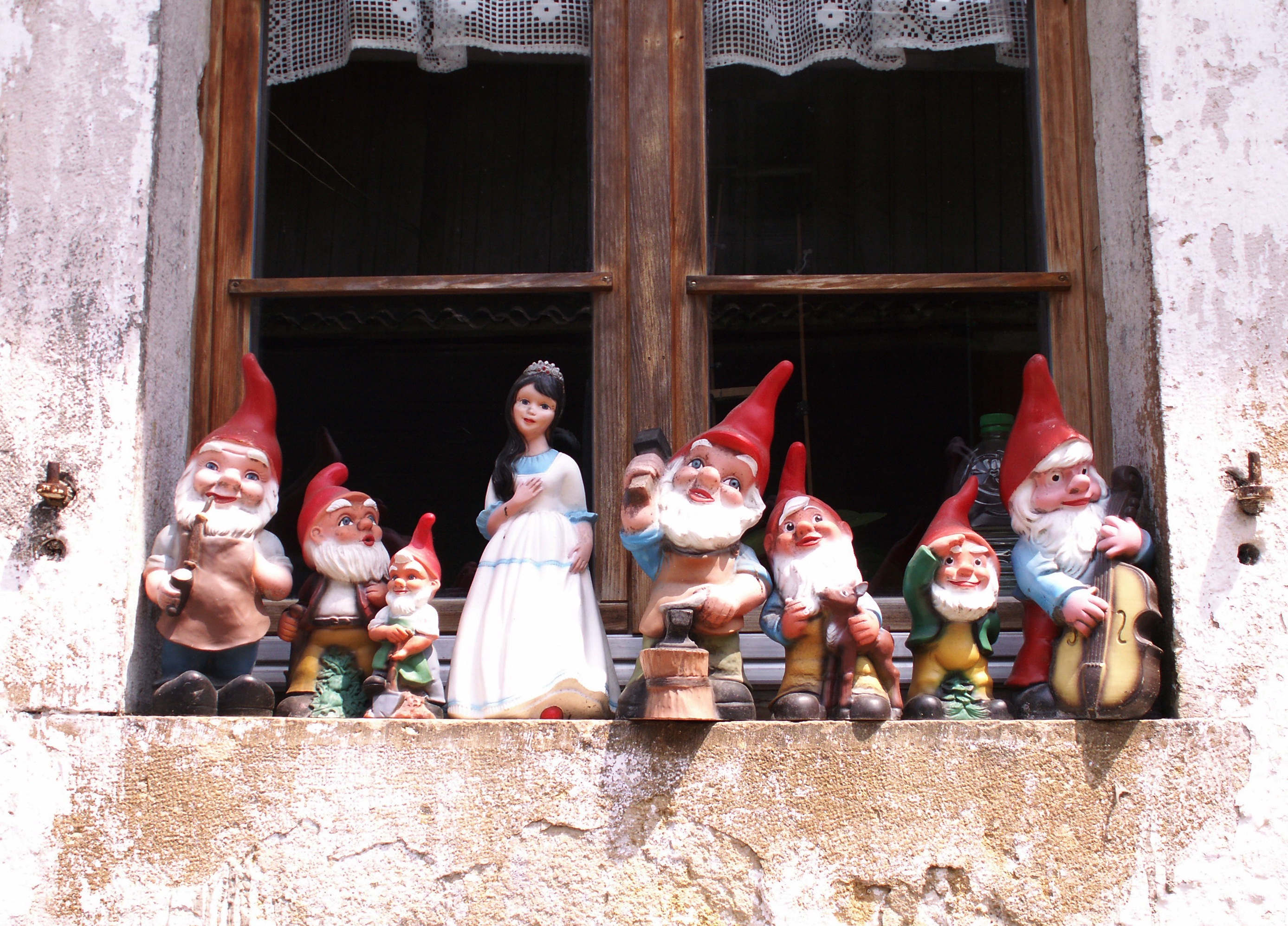 no people, celebration, window, sculpture, belief, statue, colorful, built structure, female likeness, craft, snow white, spirituality, male likeness, outdoors, HD Wallpaper