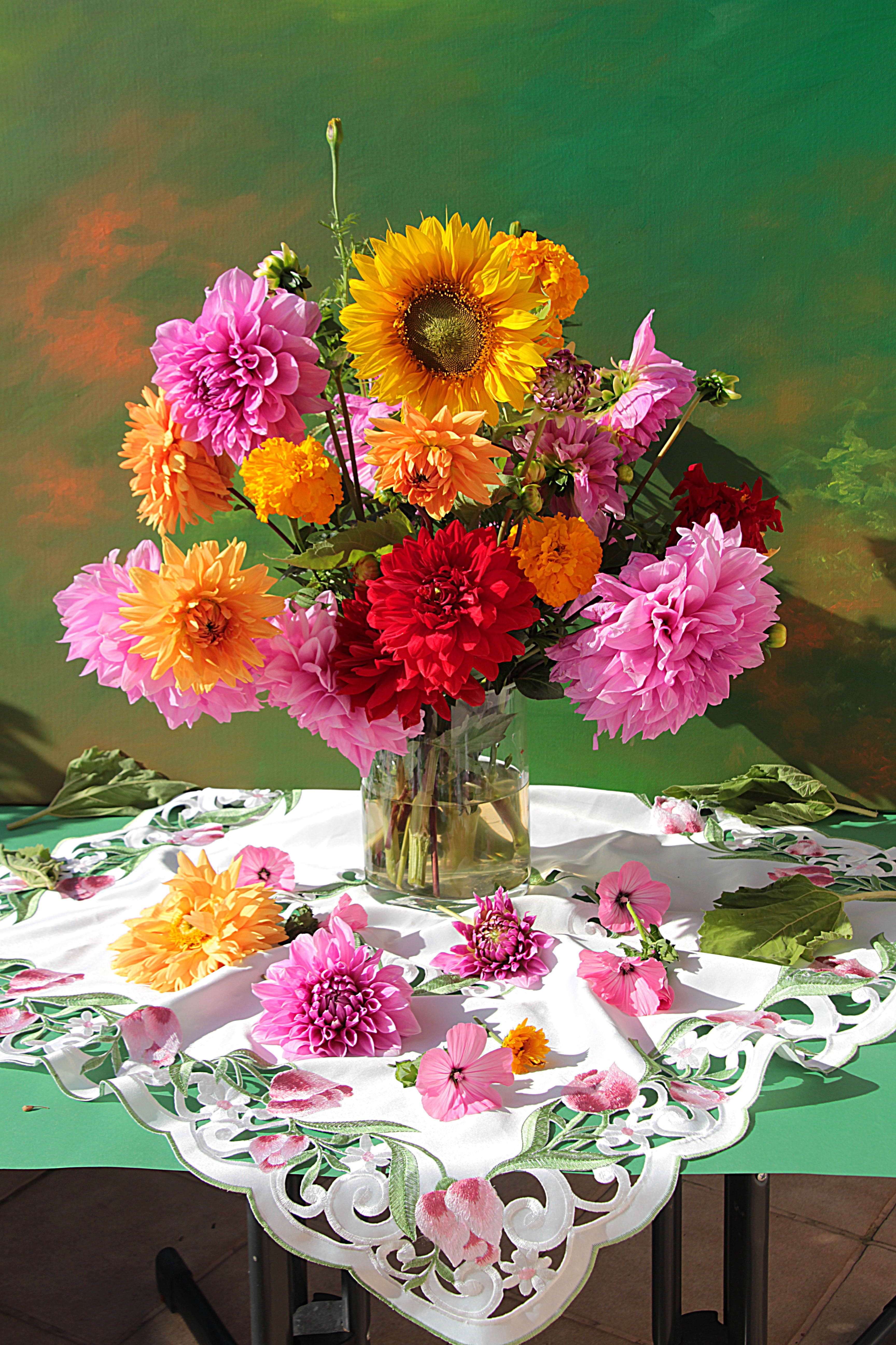 vase, inflorescence, table, blossoms, 5K, flower garden, decorative, several flowers, multi colored, pink, setting, red, clear, flower arrangement, garden plant, Phone HD Wallpaper