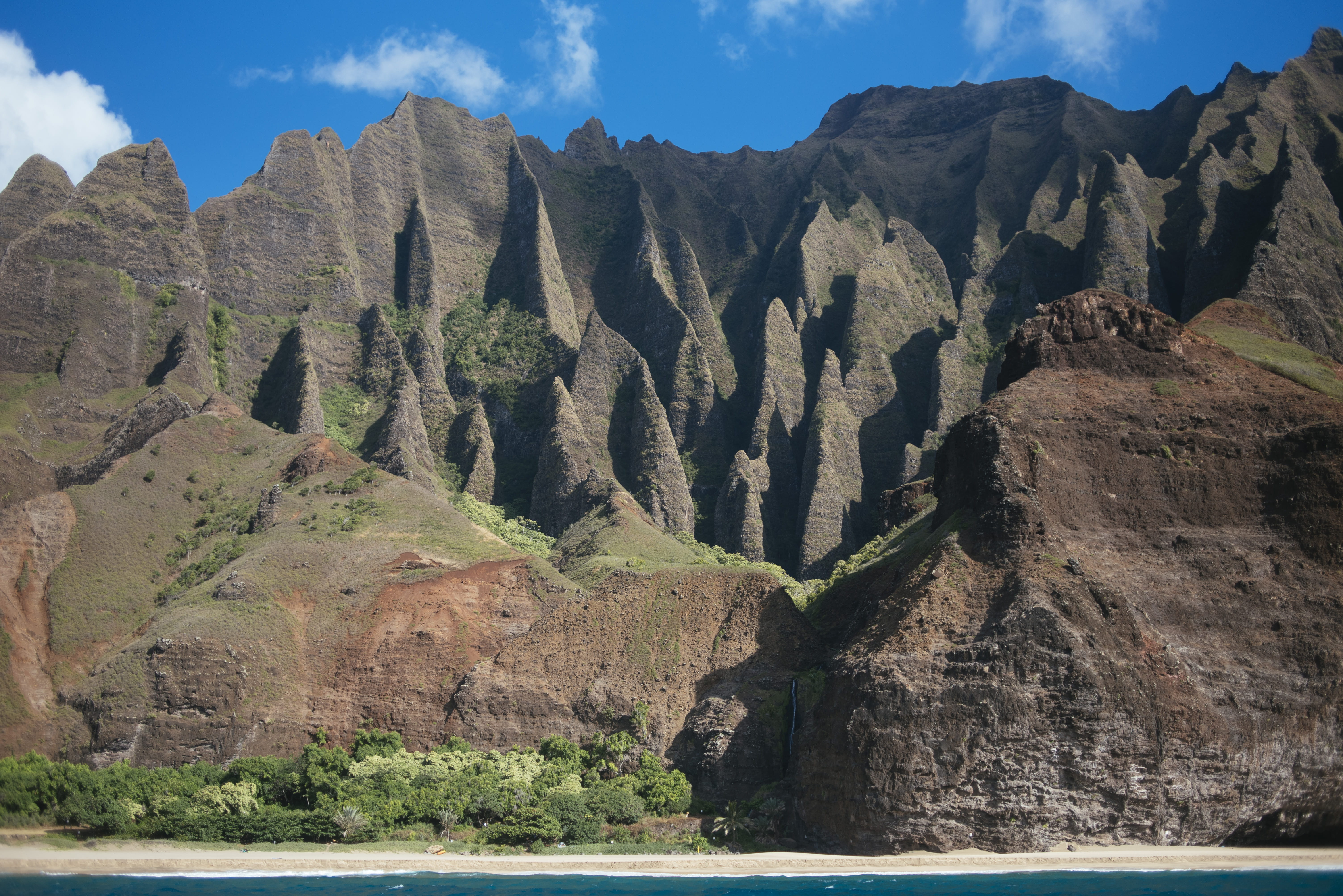 sky, physical geography, ocean, beauty in nature, cliffs, the world, arid climate, formation, non-urban scene, napali coast hawaii, kauai, napali coast, HD Wallpaper
