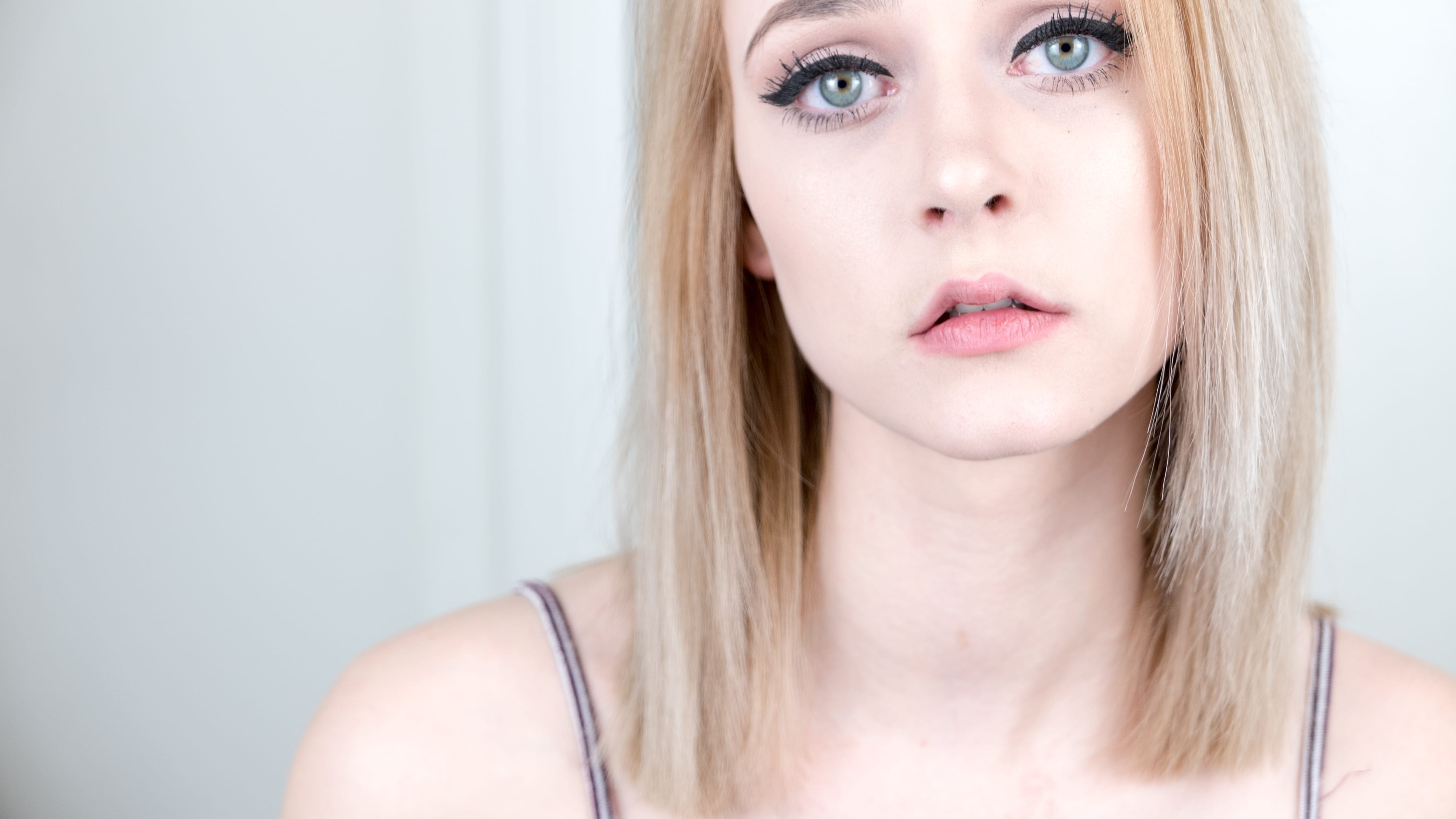 headshot, long hair, young women, beauty, beautiful woman, young adult, one person, front view, hair, indoors, eyes, light, lips, pastels, women, united states, HD Wallpaper