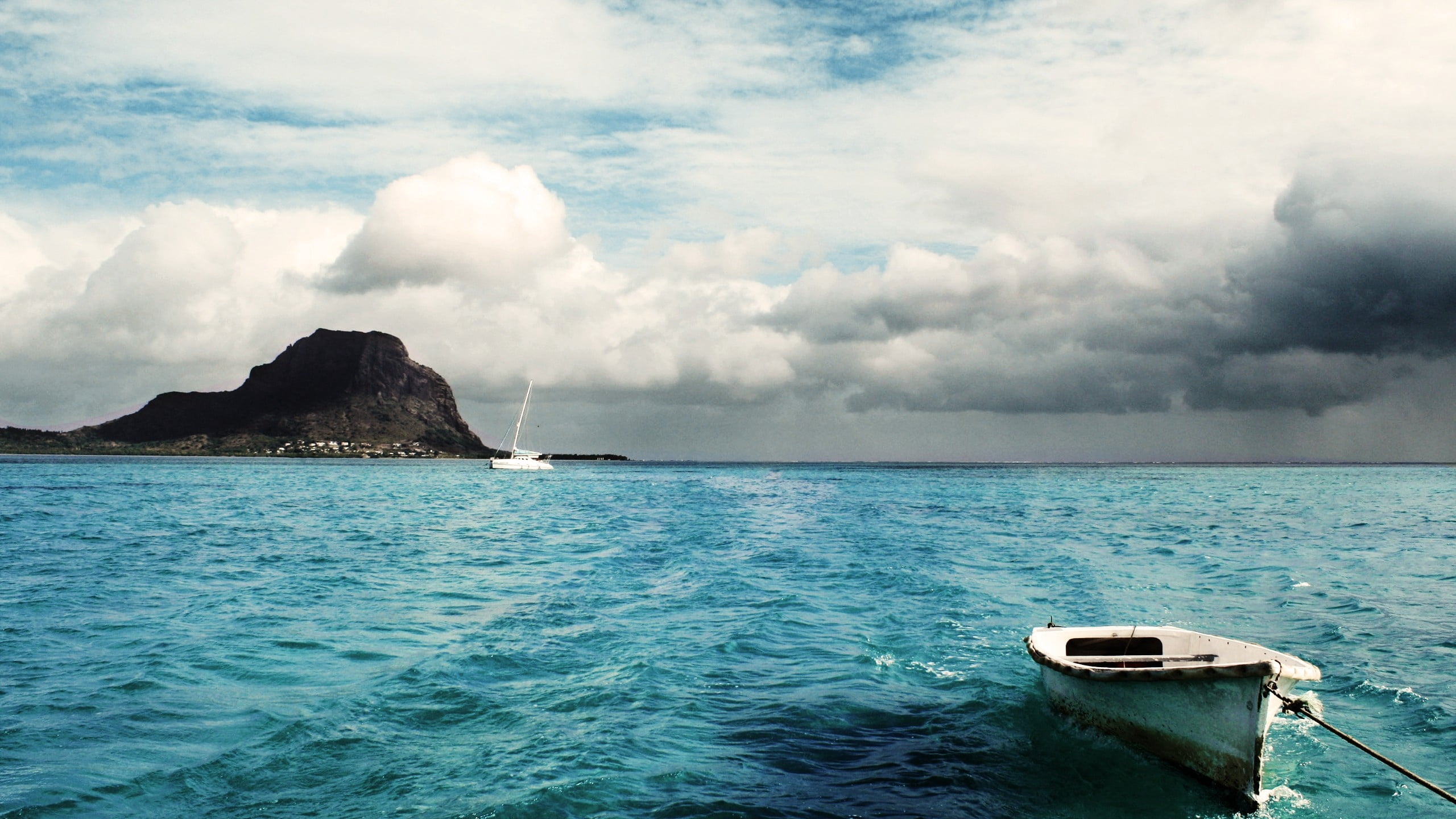island, jon, sunlight, white, sailboat, sea, idyllic, beauty In Nature, tranquility, sun, transportation, cloud - Sky, boat, sailing, blue, travel, nautical Vessel, HD Wallpaper