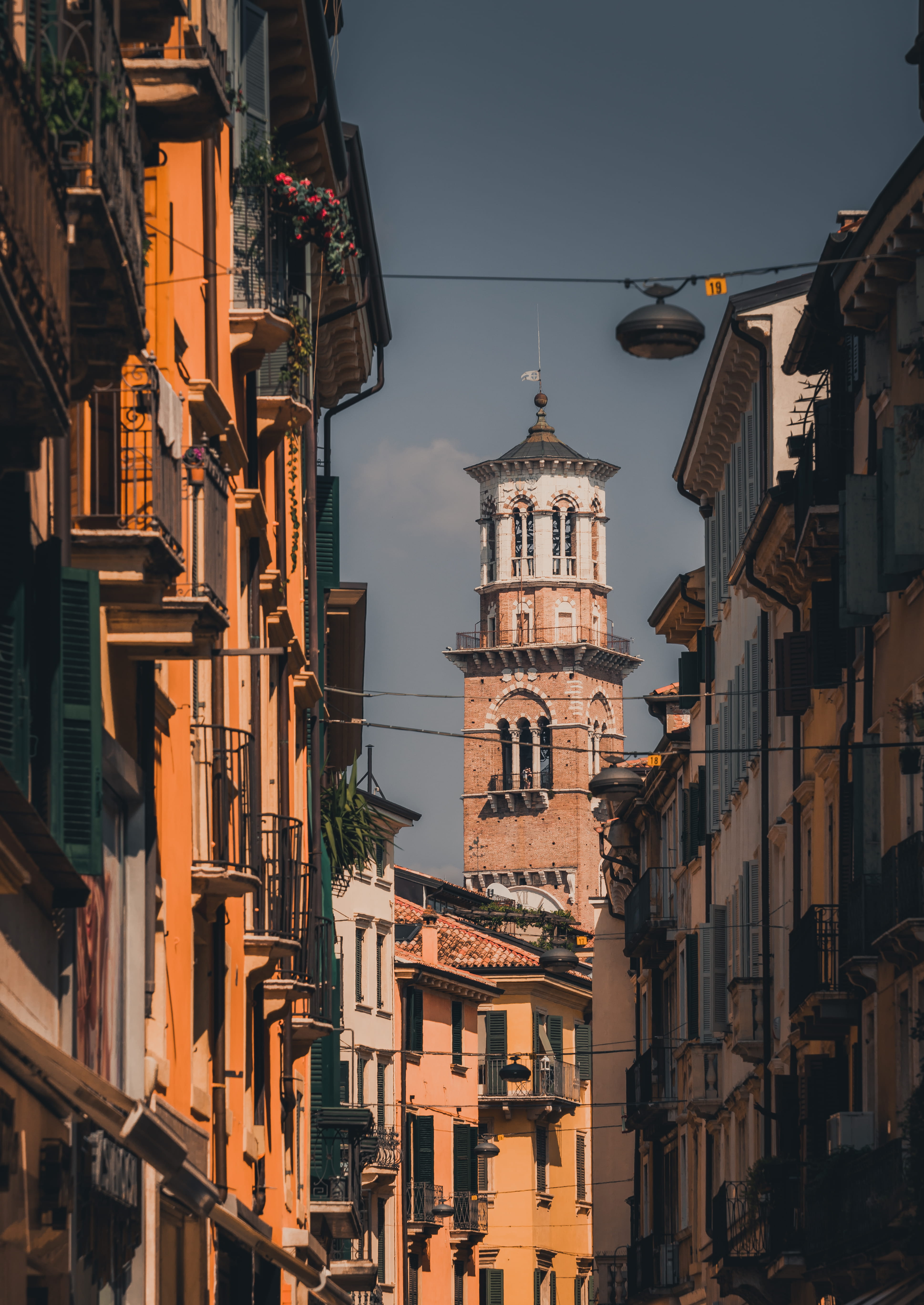 street, medieval, verona, church, building, town, ancient, europe, building Exterior, old, cityscape, 5K, travel Destinations, city, outdoors, buildings, Phone HD Wallpaper