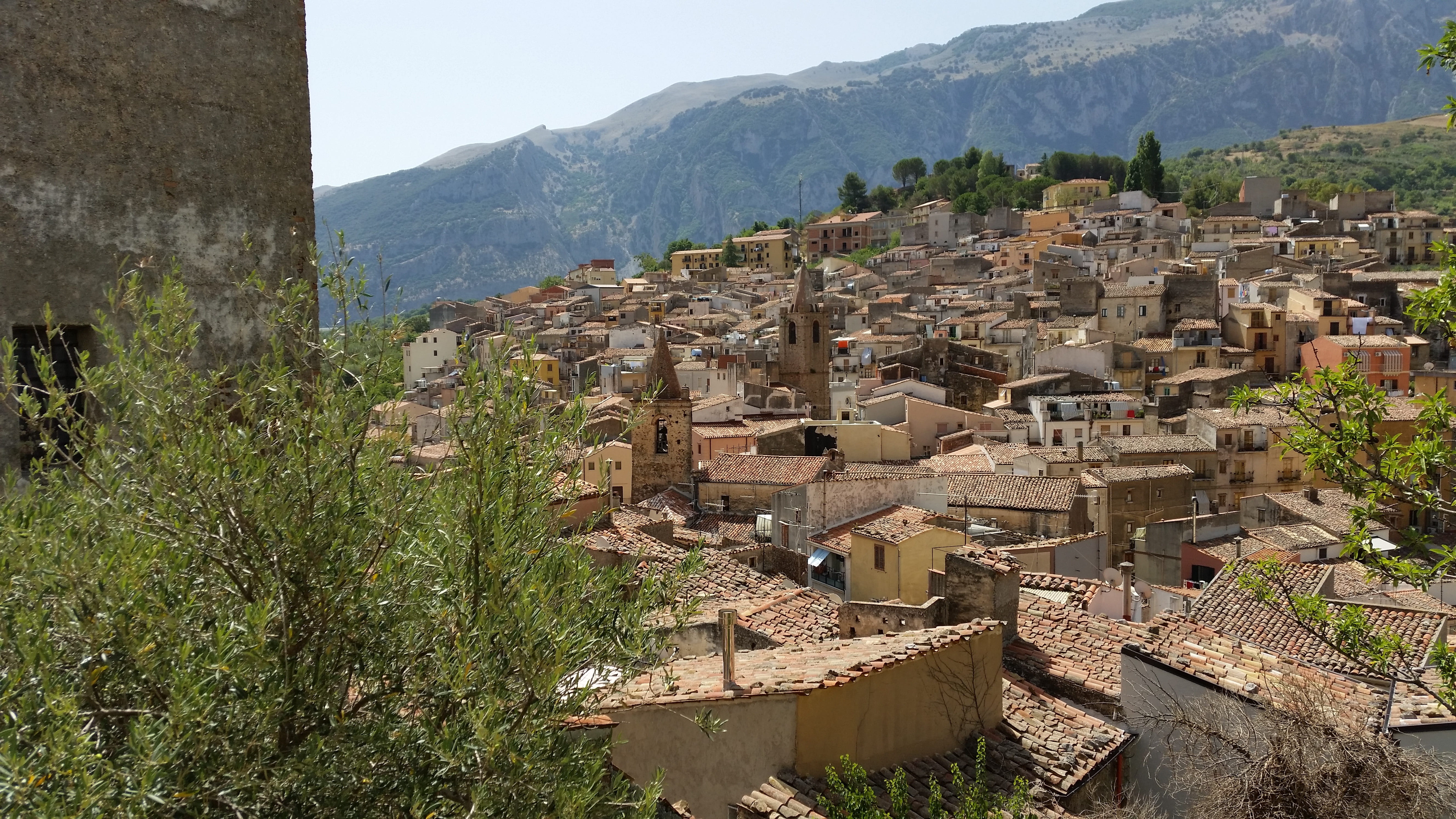 mountain range, plant, residential district, architecture, the past, house, built structure, city, village, tree, travel, history, community, sicilia, nature, HD Wallpaper