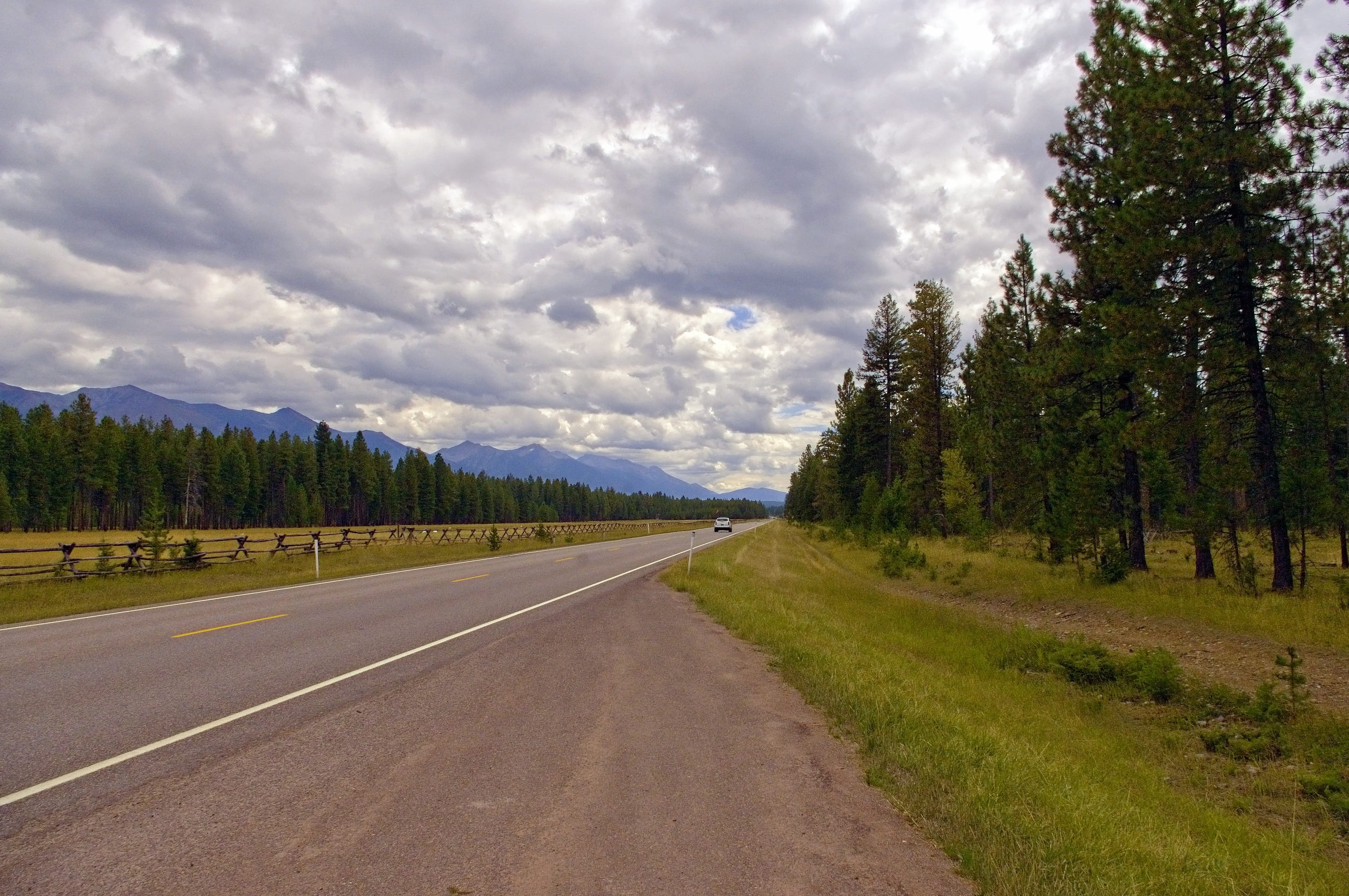 2K, no people, highway, transportation, clouds, countryside, environment, country, tree, valley, cloud - sky, beauty in nature, travel, the way forward, HD Wallpaper
