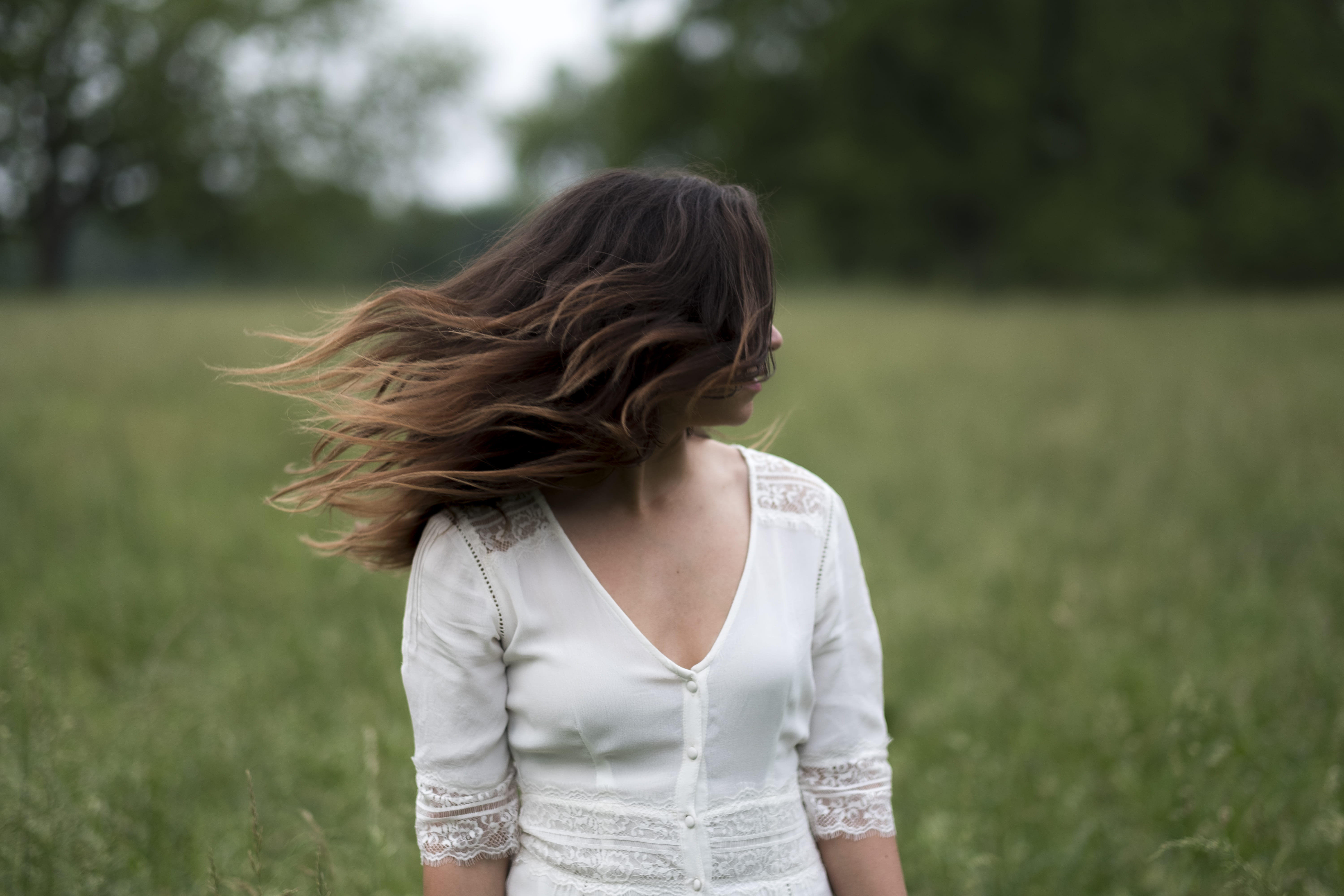 females, green Color, casual clothing, adult, caucasian, field, environment, 5K, color Image, summer, long Hair, woman, hair, only Women, grass, hairstyle, HD Wallpaper