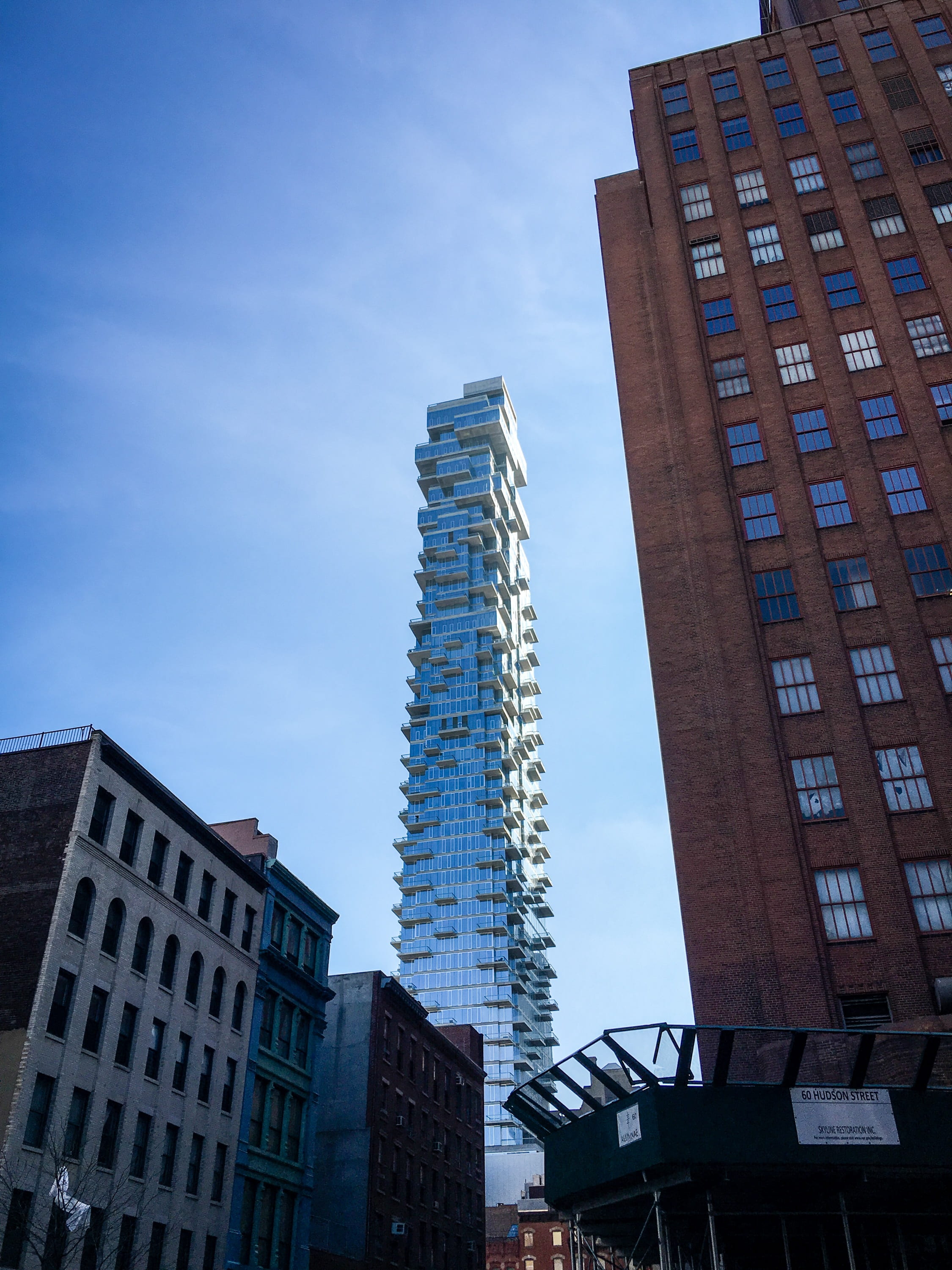 sky, new york city, tower, low angle view, urban landscape, commercial building, architecture, apartment, uniformity, office, city, usa, outdoors, planning, Phone HD Wallpaper