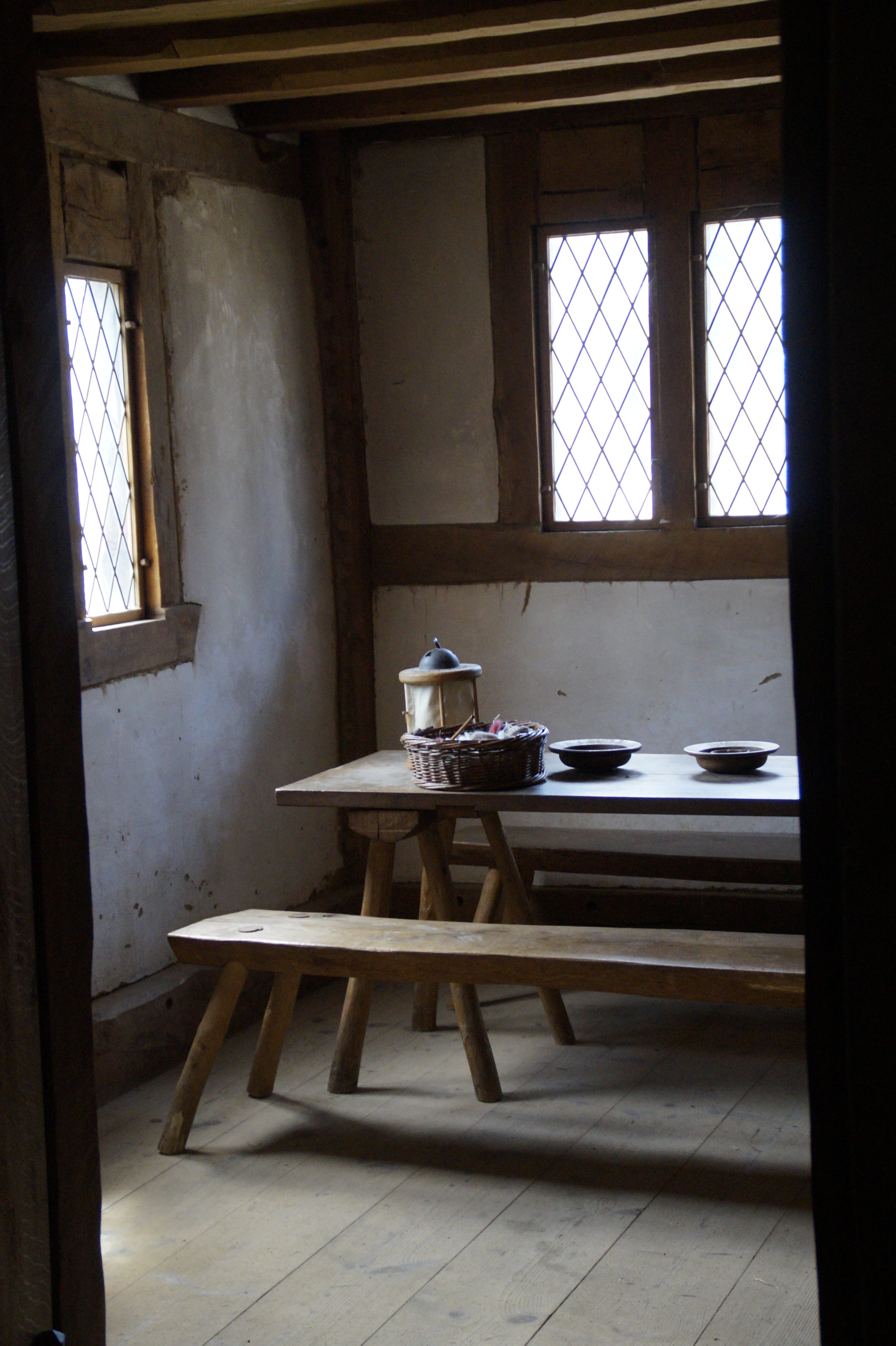 bach ritterburg, coffee - drink, Castle, food and drink, antique, germany, southern germany, historically, wooden castle, refreshment, tea cup, living room, Phone HD Wallpaper
