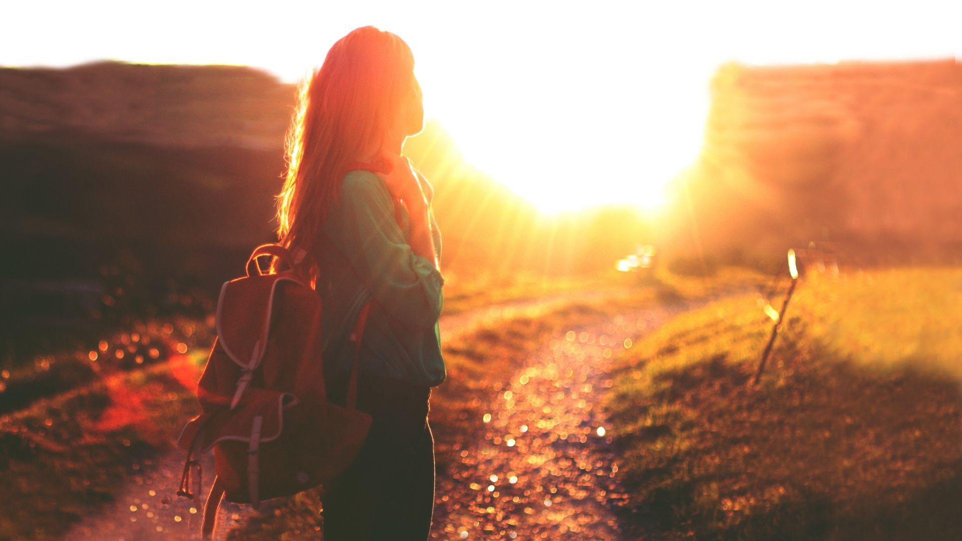 looking away, dirt road, bokeh, Golden Hour, sunlight, path, backpacks, women, women outdoors, 1080P, HD Wallpaper