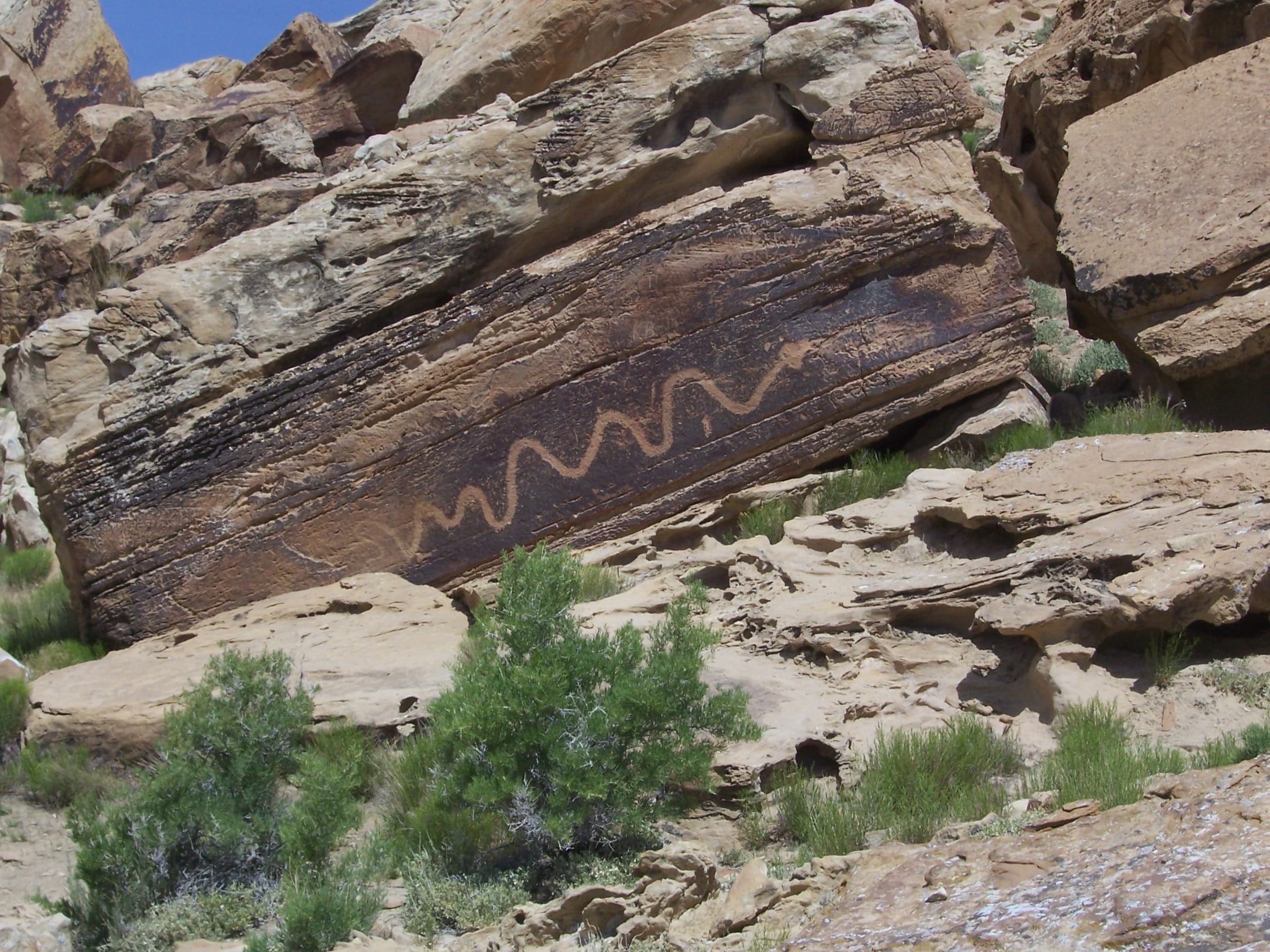 tranquility, history, textured, tranquil scene, formation, ancient, geology, non-urban scene, rock, engraving, engrave, wood - material, ferron central utah, HD Wallpaper