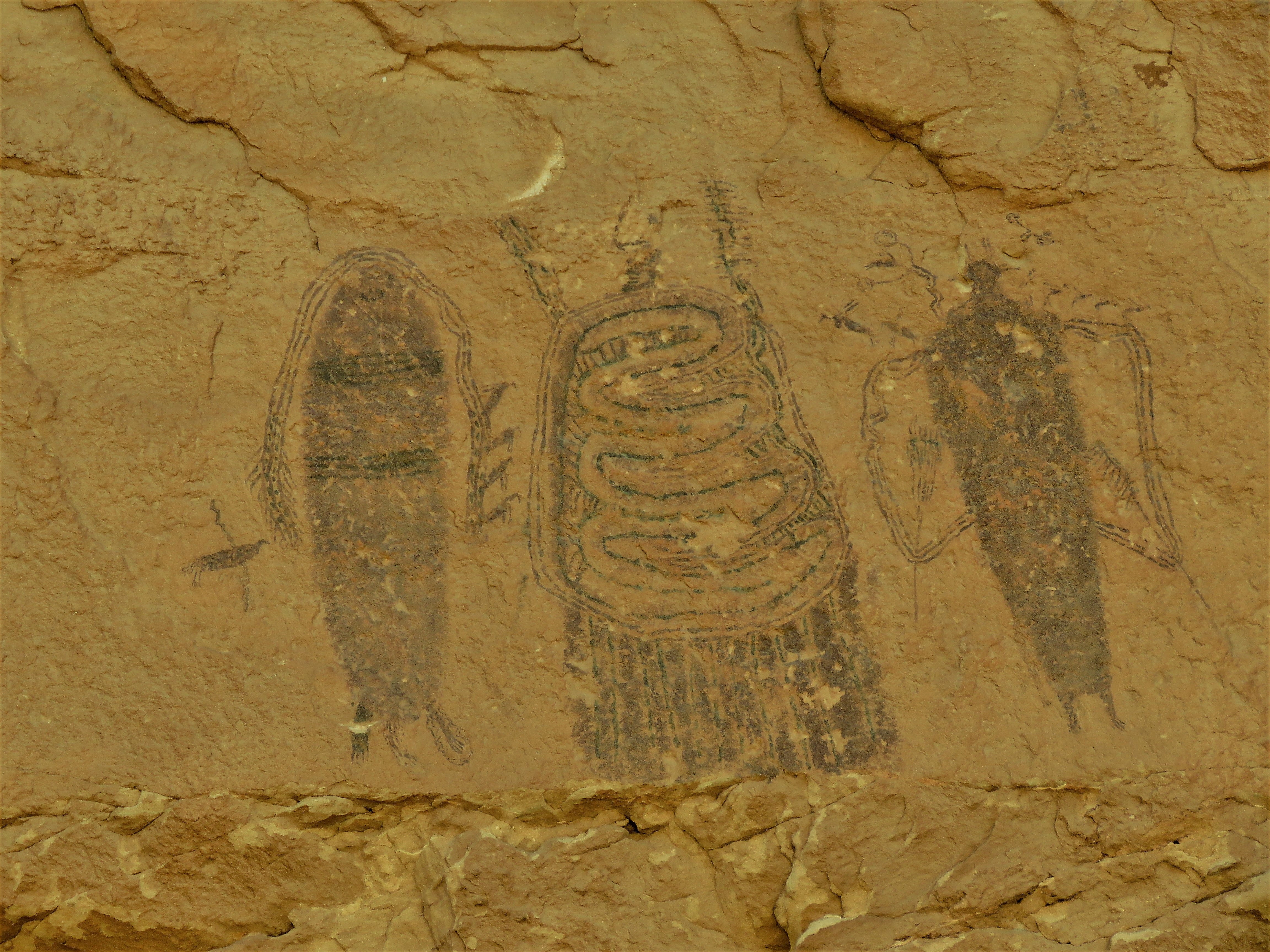 representation, full frame, rock paintings, the past, craft, archaeology, creativity, hiking, history, pattern, ancient civilization, art and craft, wall - building feature, HD Wallpaper