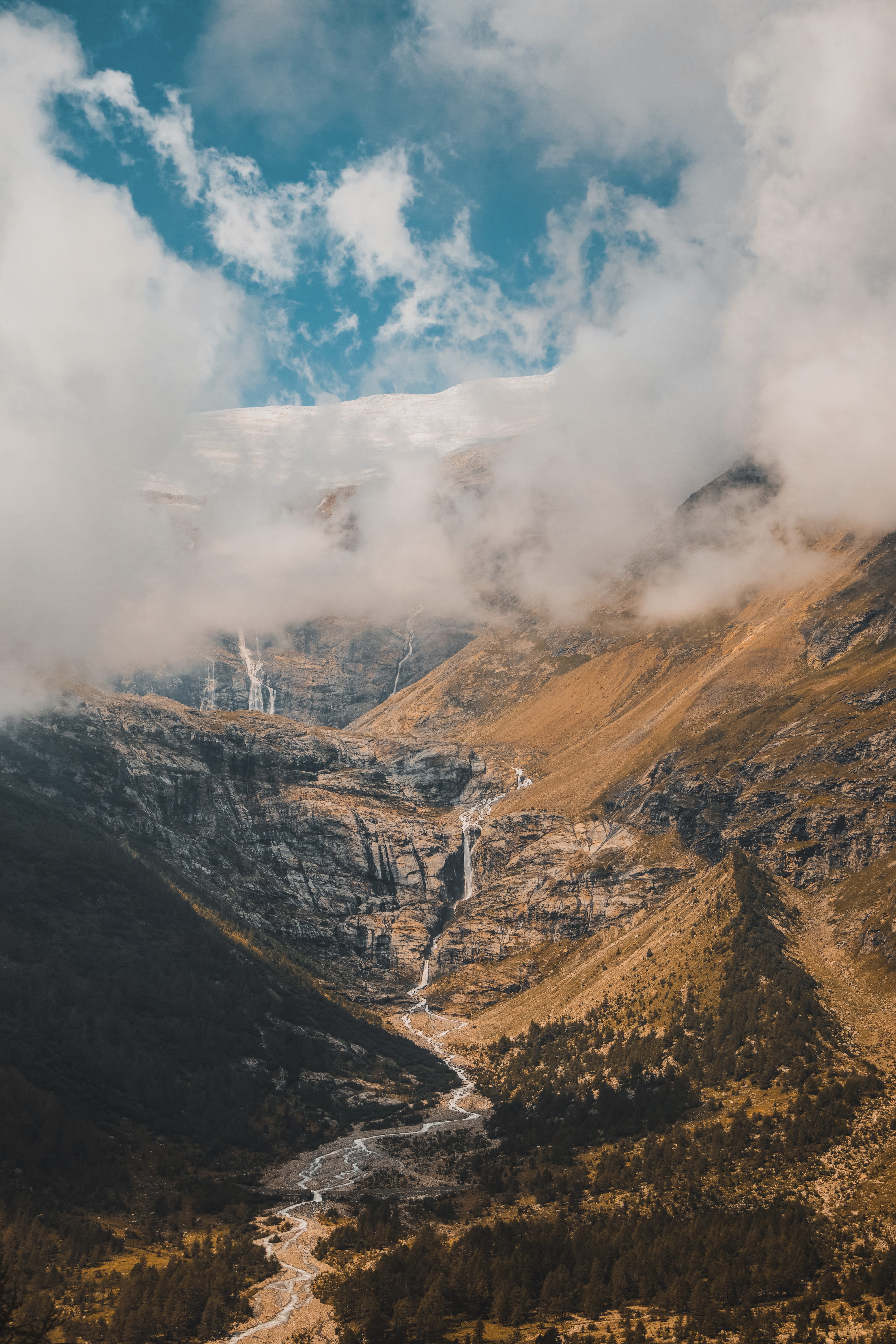 power in nature, eruption, formation, mountain, no people, valley, tranquility, scenics - nature, plateau, art, smoke - physical structure, crater, volcano, Phone HD Wallpaper