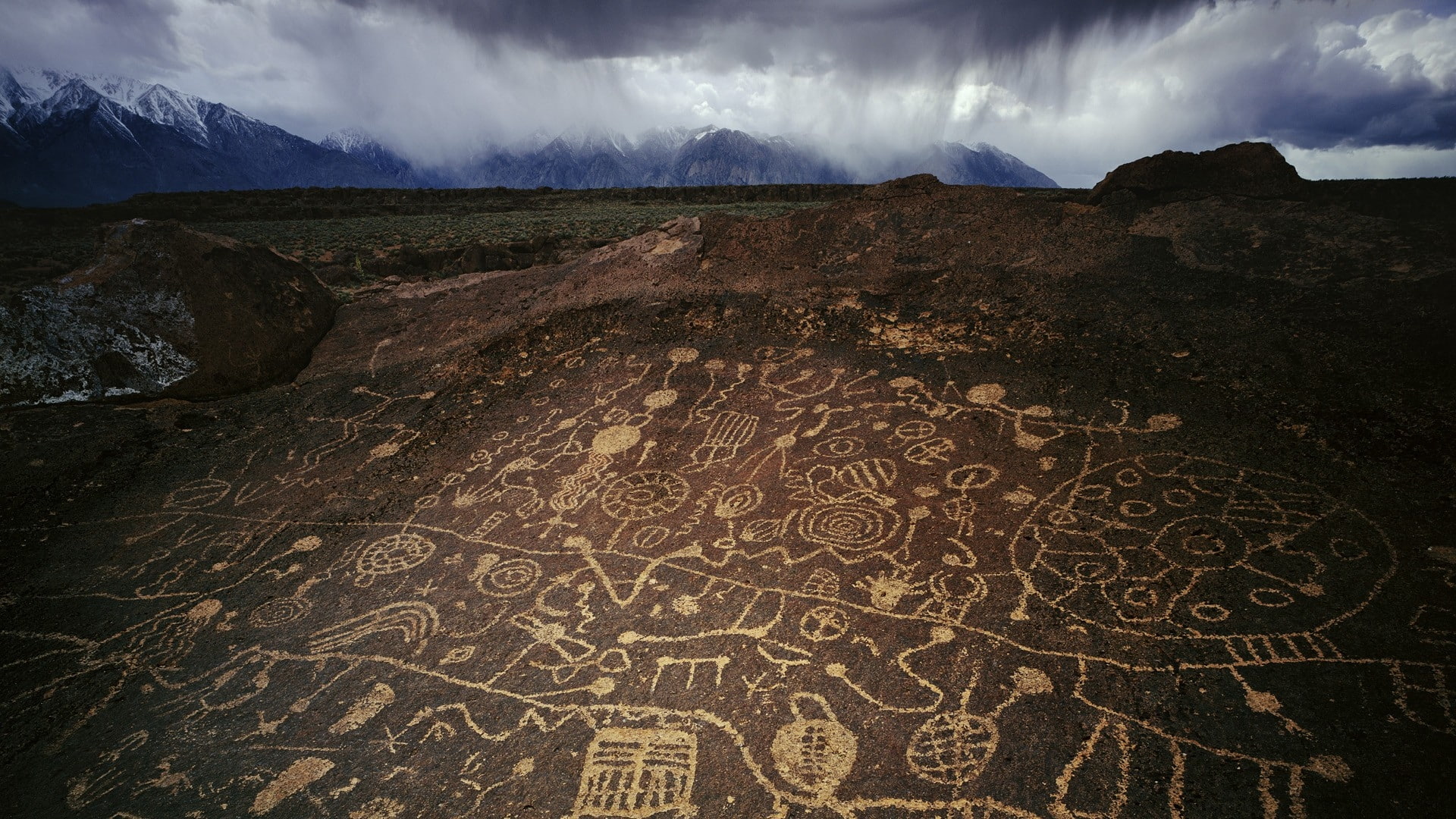 nature, 1080P, california, mountains, Clouds, art, ground, hd, petroglyphs, HD Wallpaper