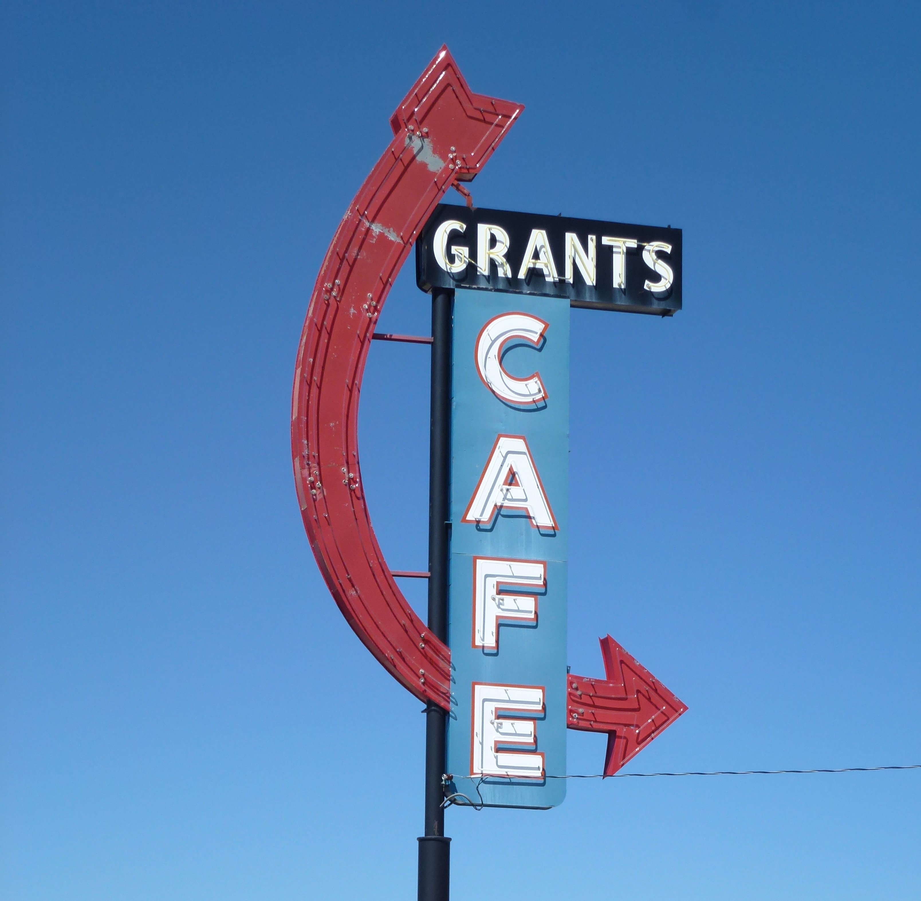 red, signage, guidance, western script, sky, nature, outdoors, vintage, low angle view, new mexico, advertising, clear sky, capital letter, directional sign, HD Wallpaper