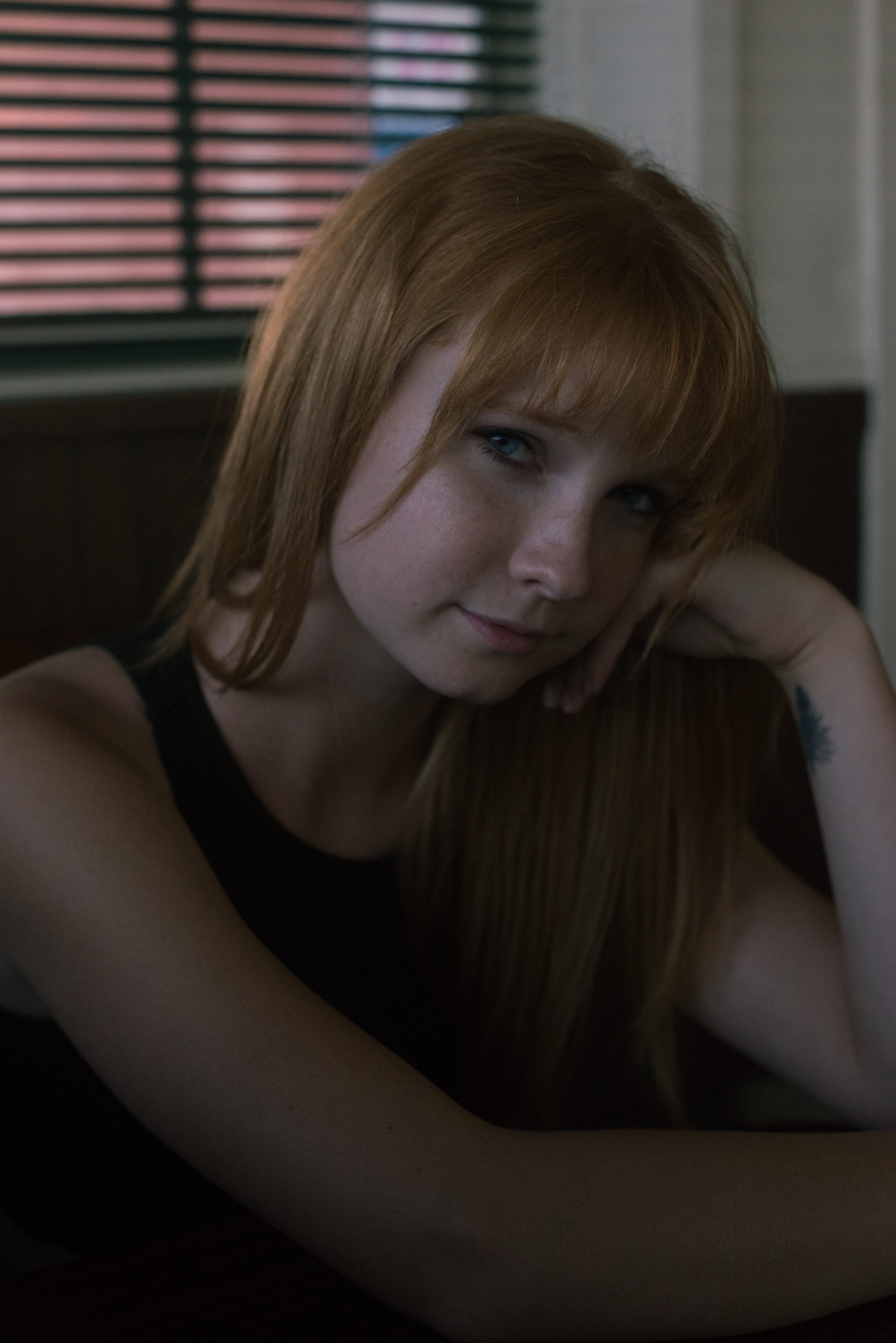 real people, young women, united states, day, sitting, smiling, friends, bangs, hair, redhead, soft, photography, lifestyles, front view, minimal, hairstyle, Phone HD Wallpaper