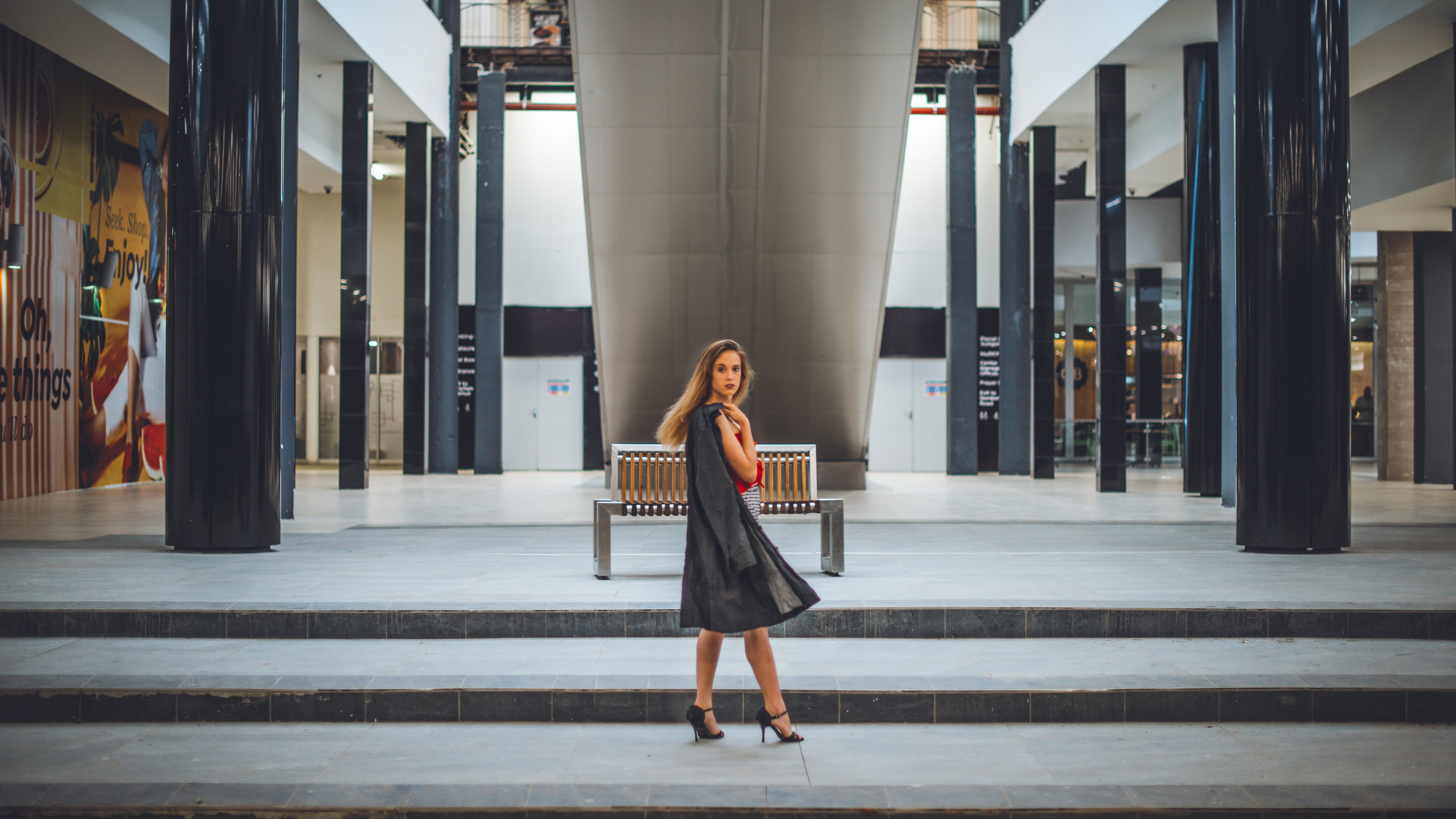 urban, indoors, lights, female, commerce, young, city, leisure activity, women, walking, woman, architectural column, hairstyle, close-up, person, fashionable, HD Wallpaper