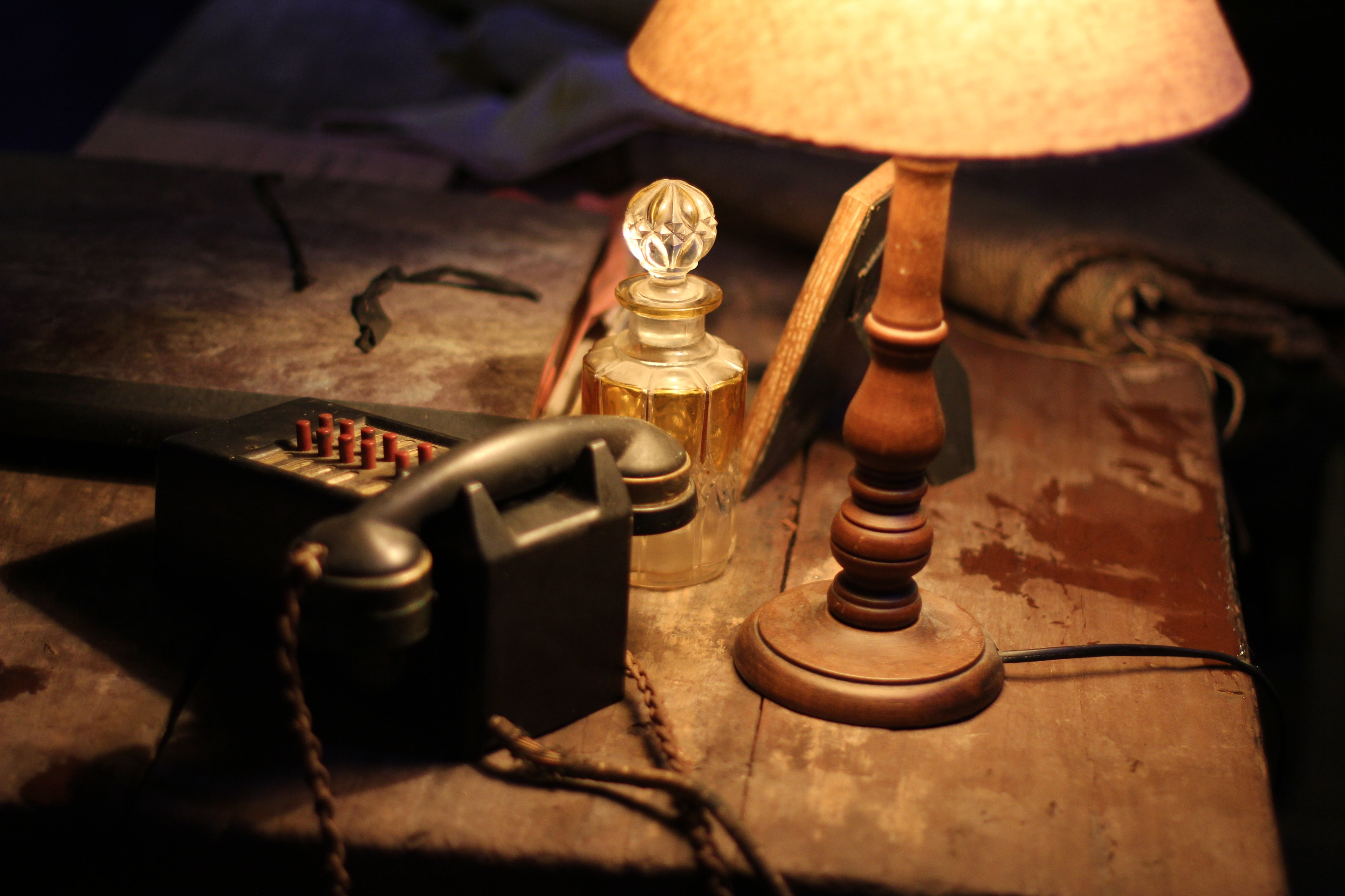 illuminated, antique, indoors, no people, army, wood - material, office, lighting equipment, phone, soldier, shadow, picture, electric lamp, near, leaves, HD Wallpaper