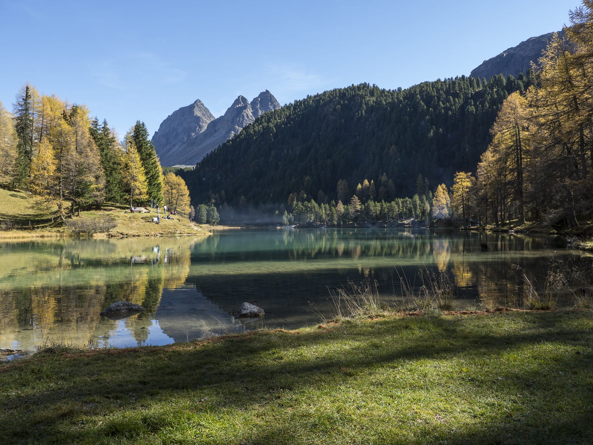 switzerland, trail, clear, golden autumn, plant, no people, reflection, silent, emerald green, smoke, lake, mood, holiday, reflection lake, hike, mountains, HD Wallpaper