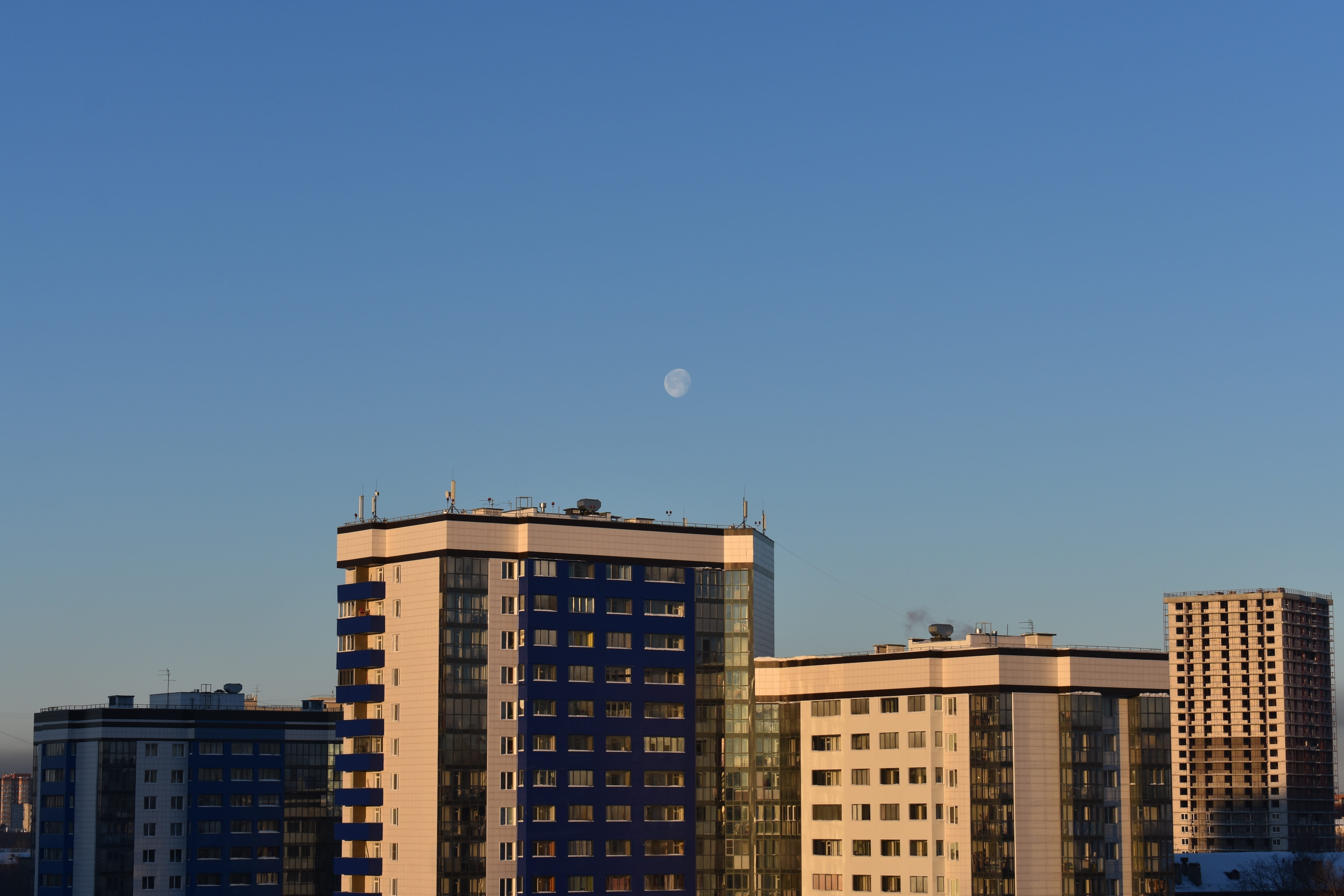built structure, blue, copy space, building, clear sky, skyscraper, day, residential district, no people, 5K, new development, housing, nature, window, HD Wallpaper