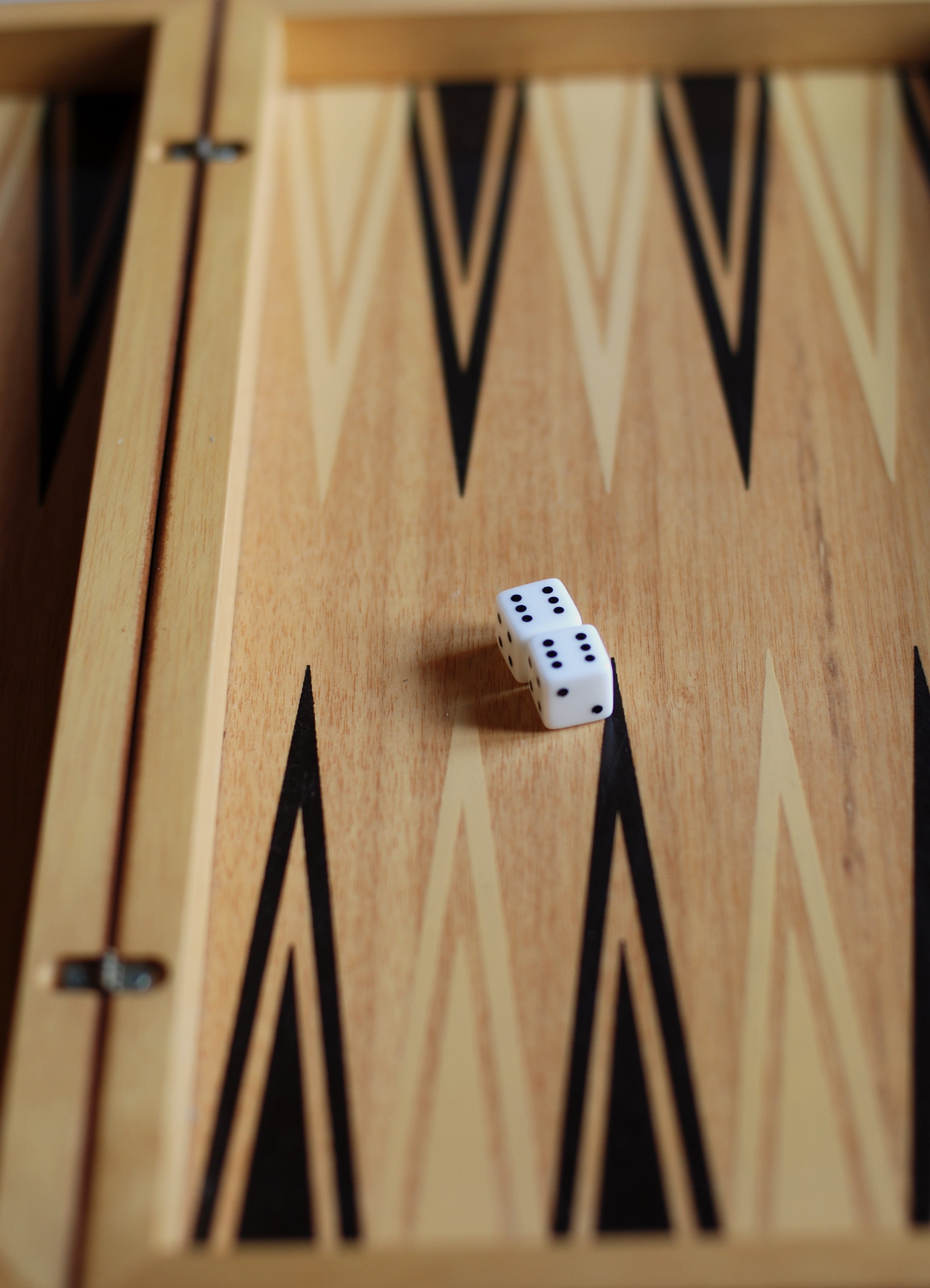 selective focus, gambling, opportunity, indoors, day, 2K, sport, game, table, no people, focus on foreground, luck, leisure activity, wood - material, Phone HD Wallpaper