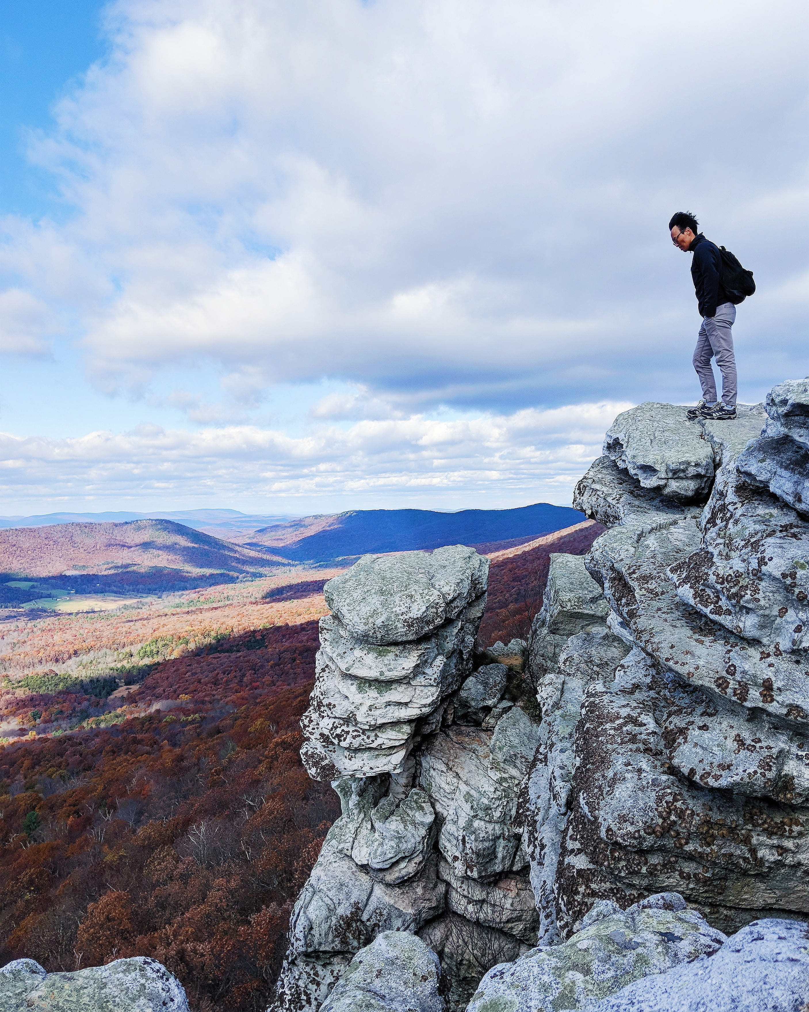 real people, black, leisure activities, scenics - nature, plateau, one person, daytime, man, hiking, leisure activity, fall, sky, cliff, climbing, wardensville, Phone HD Wallpaper