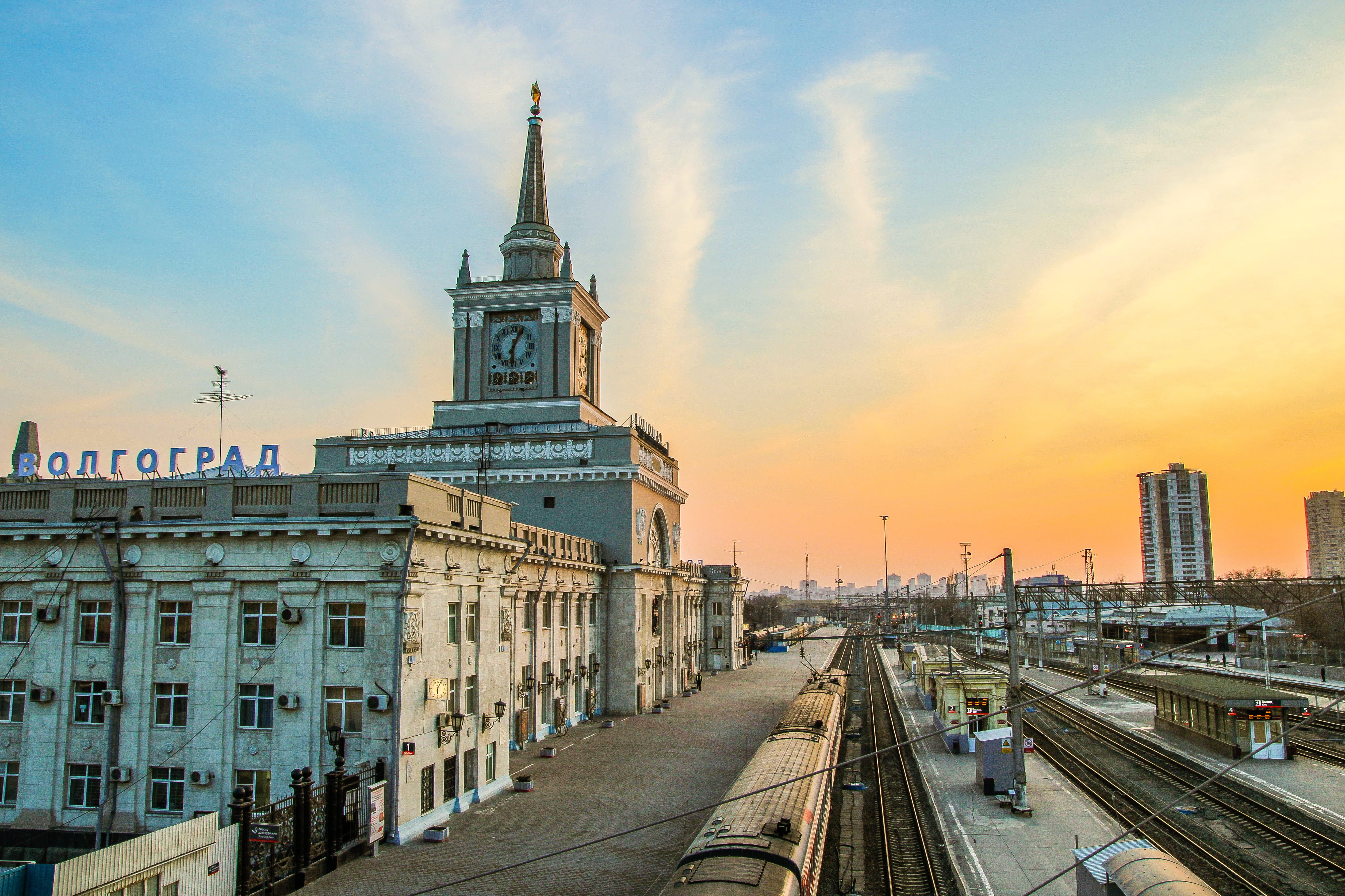 tourism, architecture, volgograd, evening, spire, sky, travel, travel destinations, outdoors, sunset, 4K, building, rail transportation, nature, station, HD Wallpaper