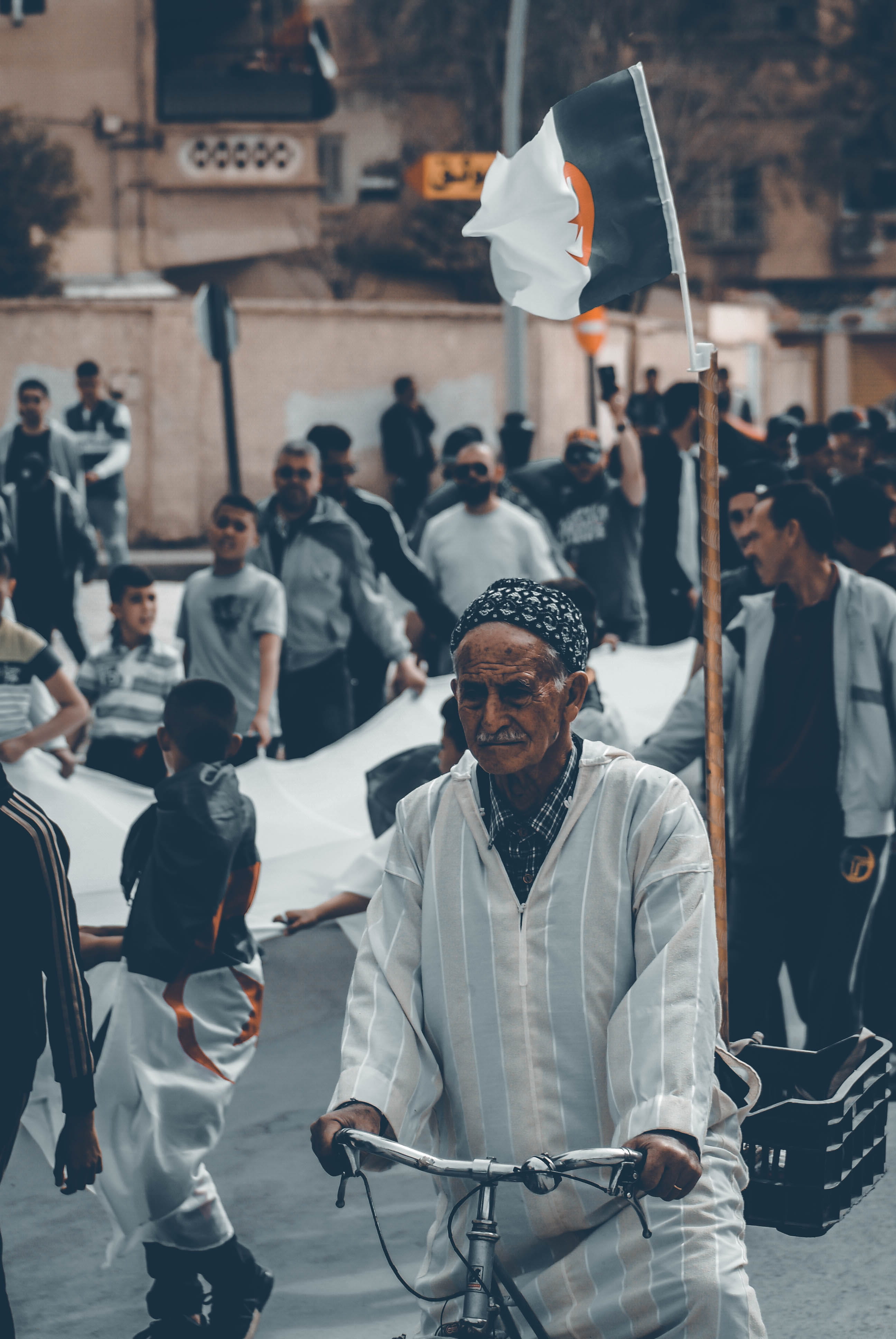 religion, people, glasses, street, lifestyles, casual clothing, group together, sitting, leader, architecture, ceremony, incidental people, transportation, Phone HD Wallpaper