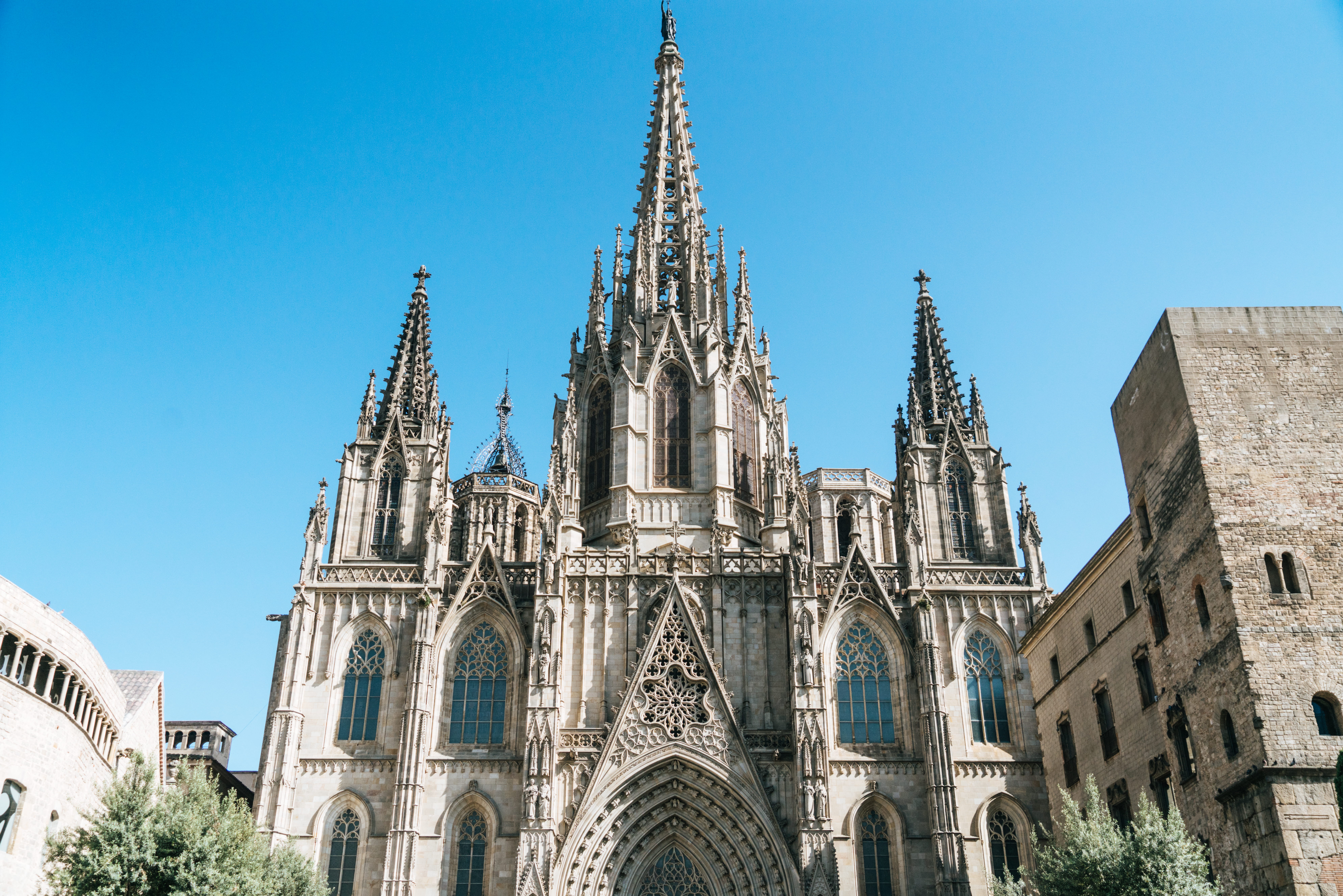 sharp, architecture, built structure, travel destinations, travel, belief, no people, historical, gothic style, barcelona, spirituality, nature, windows, HD Wallpaper