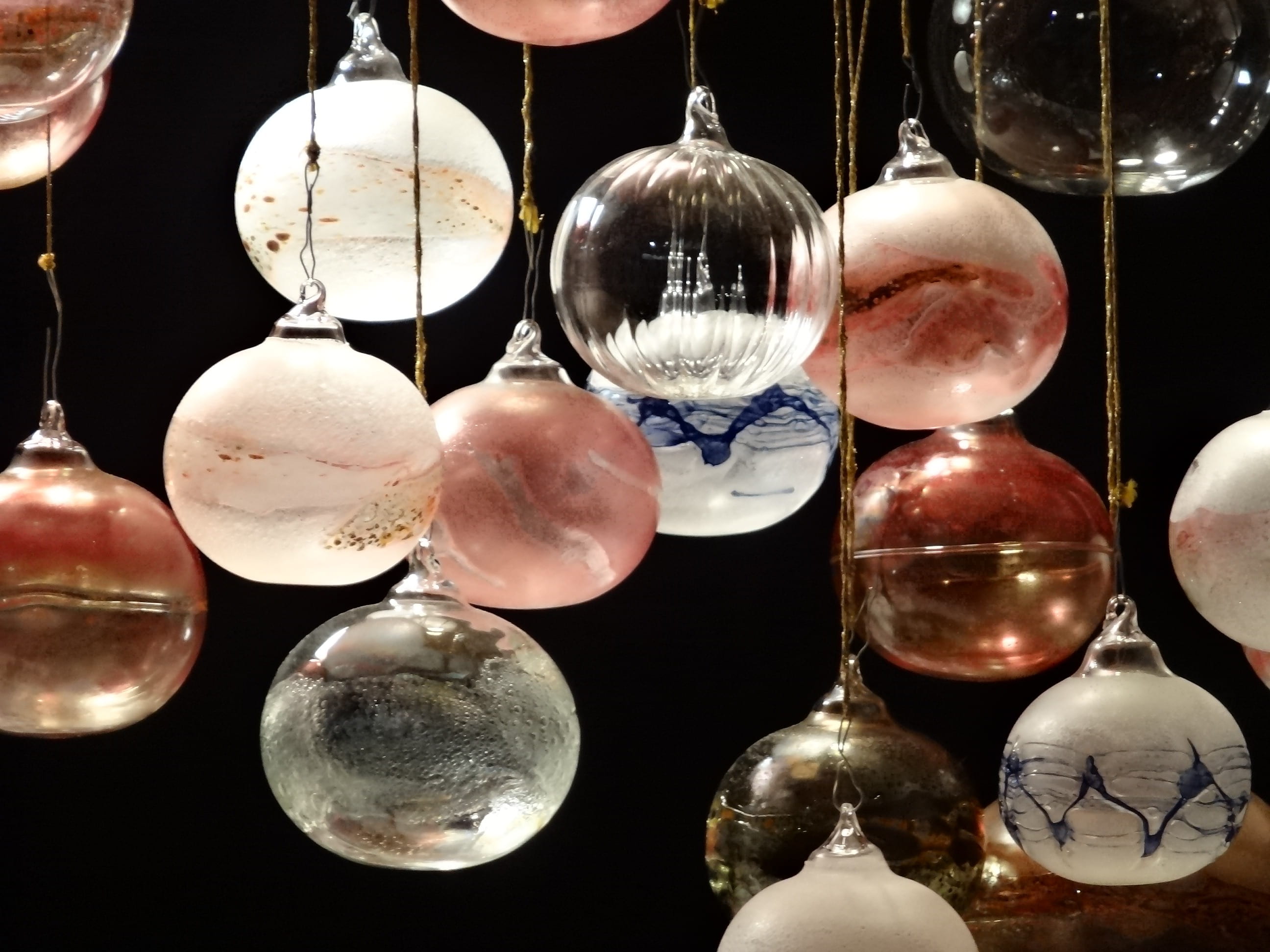 no people, hanging, choice, transparent, electricity, christmas ornament, light, indoors, illuminated, close-up, christmas, studio shot, lighting equipment, HD Wallpaper