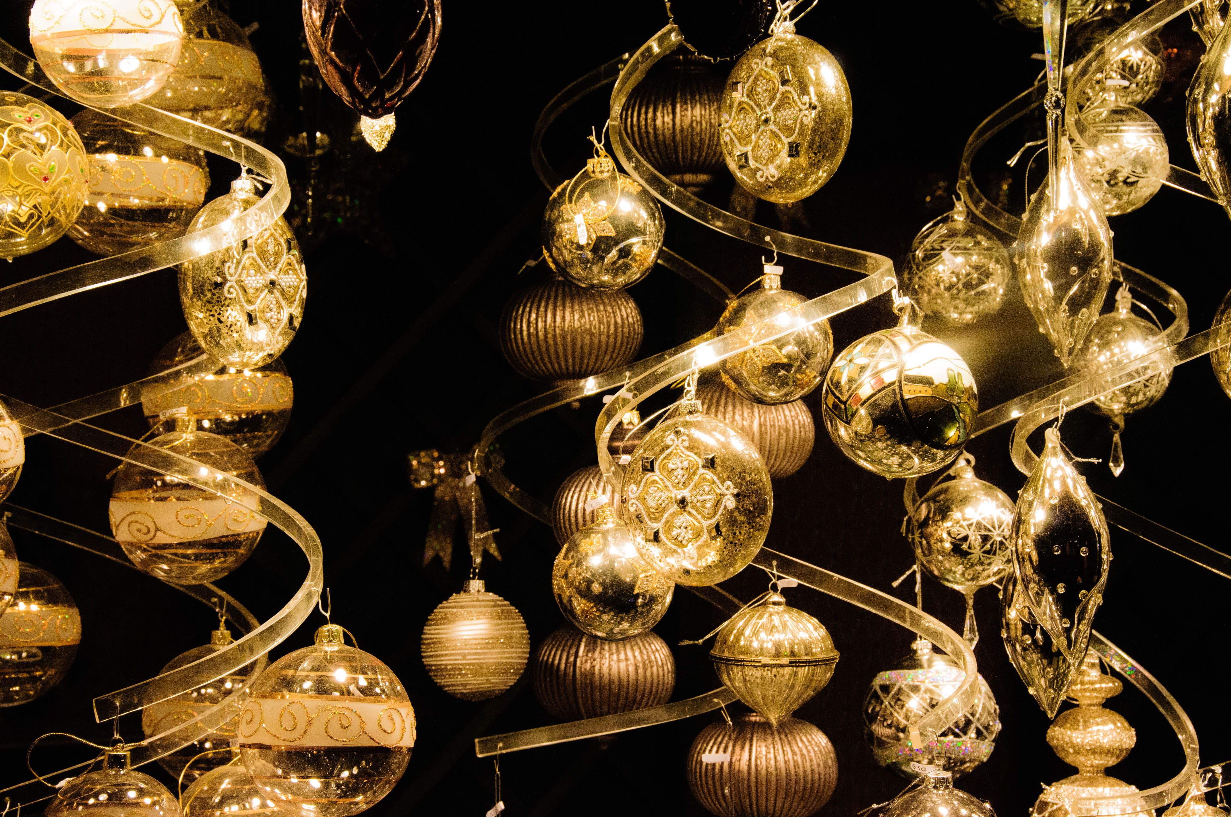 shiny, electric lamp, antique, balls, ornate, choice, 4K, gold, no people, ornaments, large group of objects, illuminated, sparkle, luxury, backgrounds, HD Wallpaper