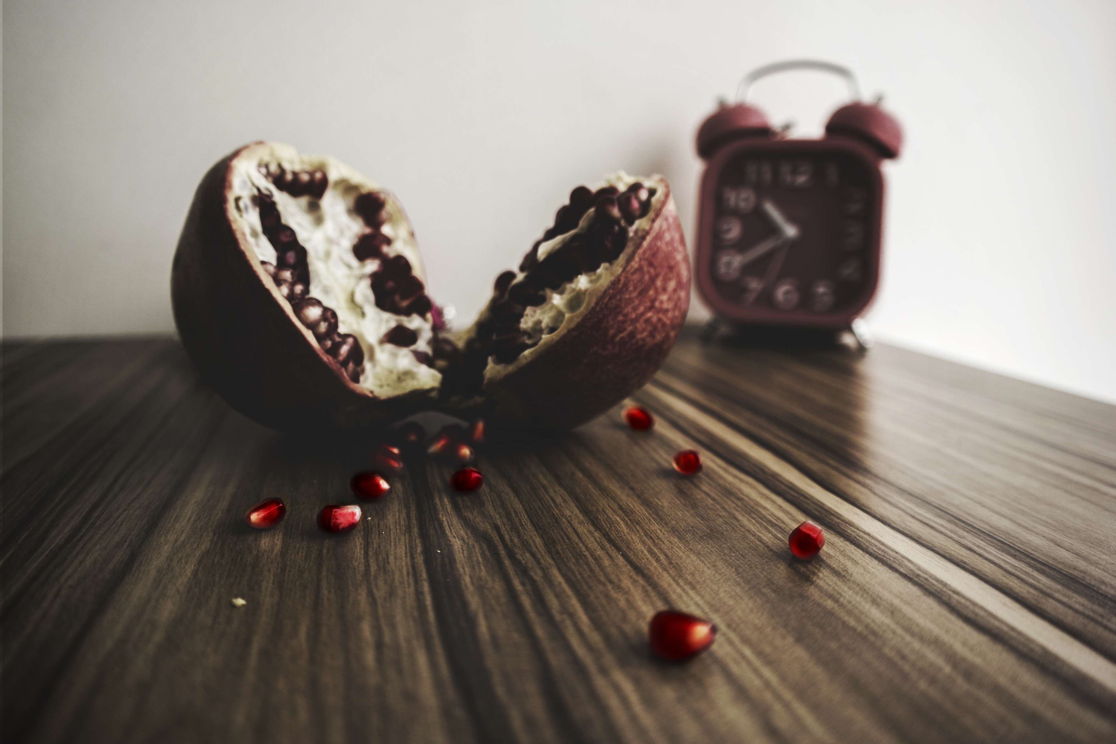 food, focus on foreground, fruit, color, close-up, berry fruit, seasonal, alarm clock, healthy eating, time, indoors, table, sweet, half, still life, red, HD Wallpaper