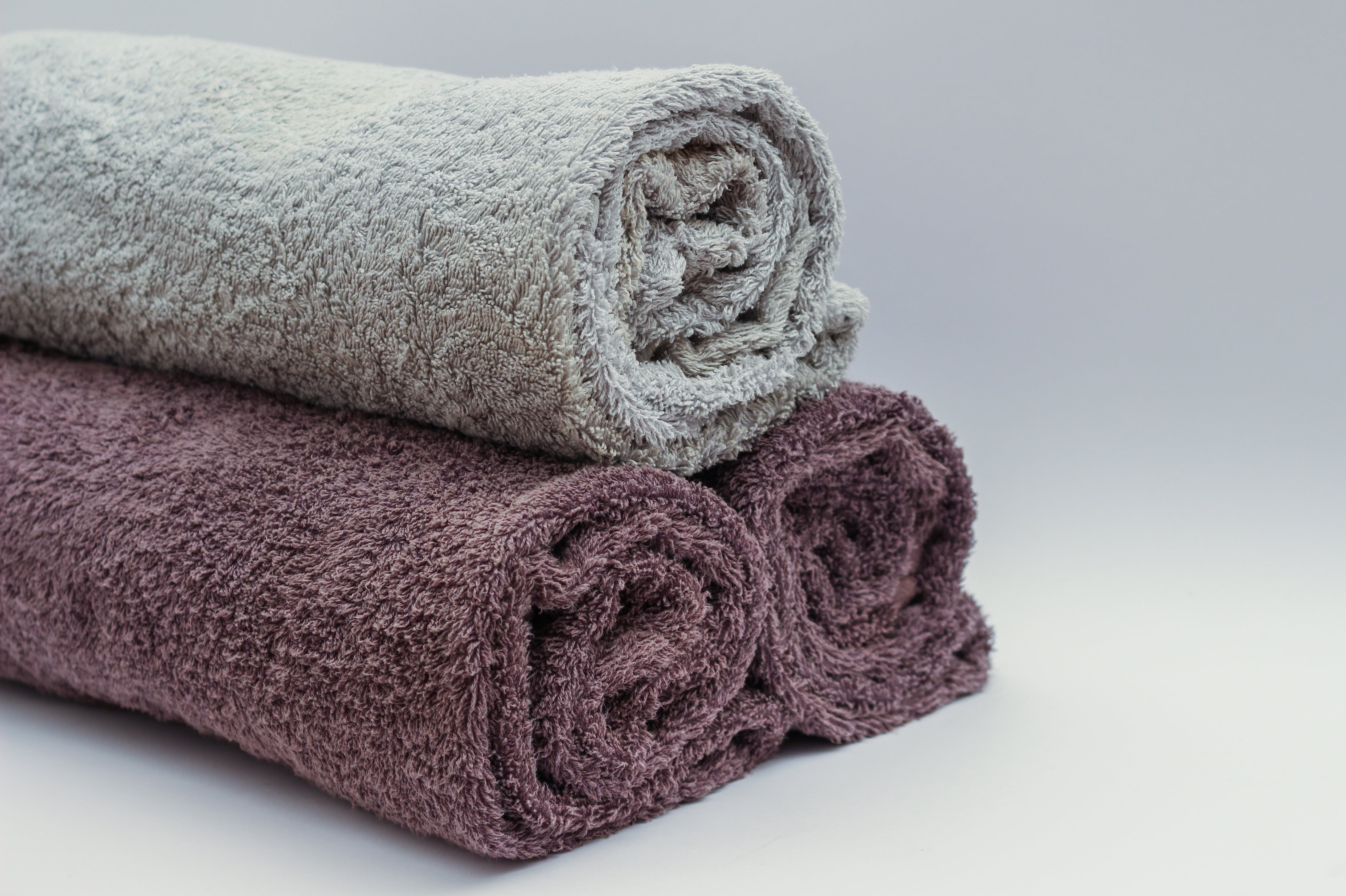 white background, gray, bathroom, studio shot, craft, bath towels, cotton, ball of wool, cut out, stack, art and craft, purple, warm clothing, close-up, HD Wallpaper