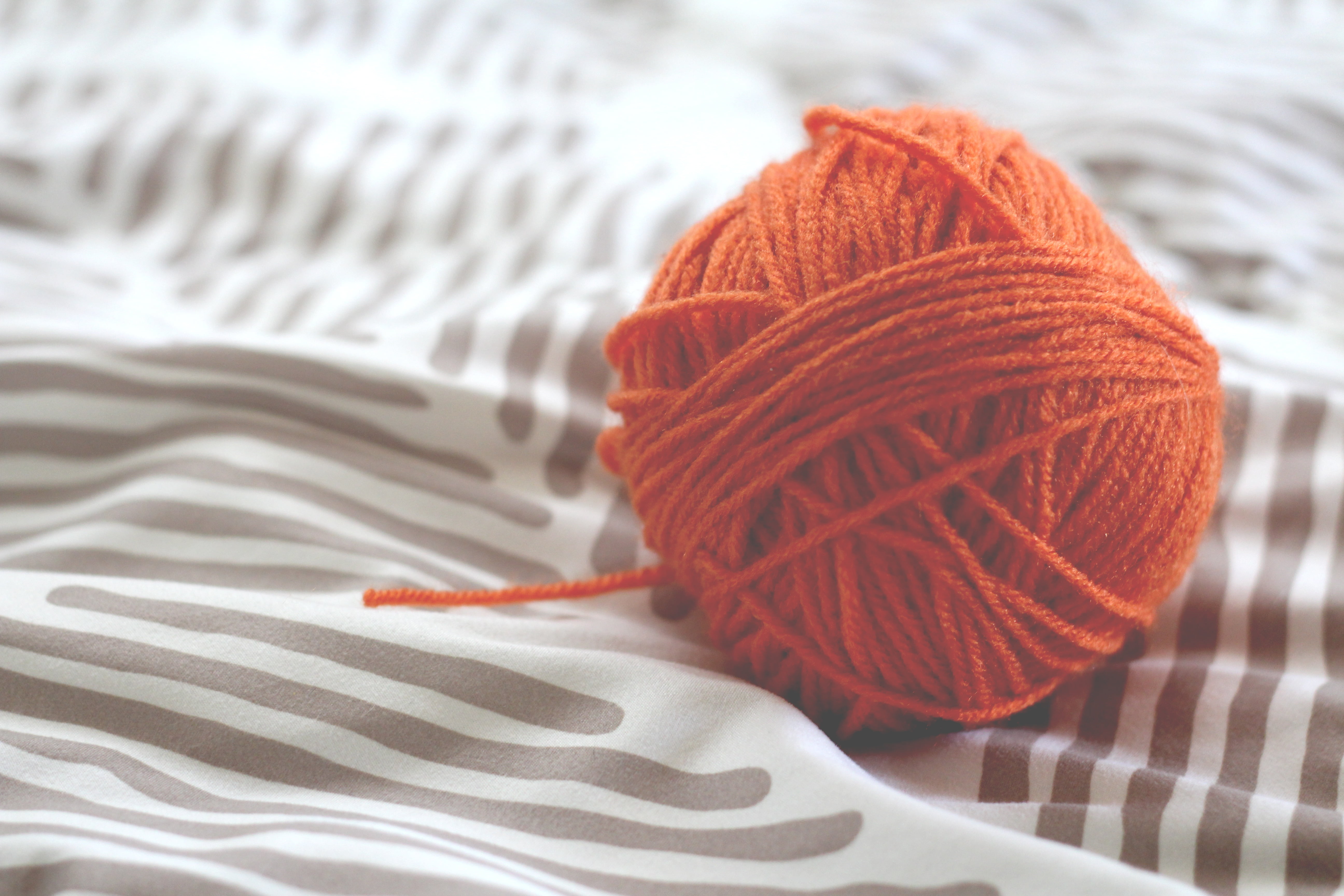 softness, white color, creativity, textile, single Object, knitting needle, cotton, tangle, orange color, backgrounds, string, yarn, no People, craft Product, HD Wallpaper