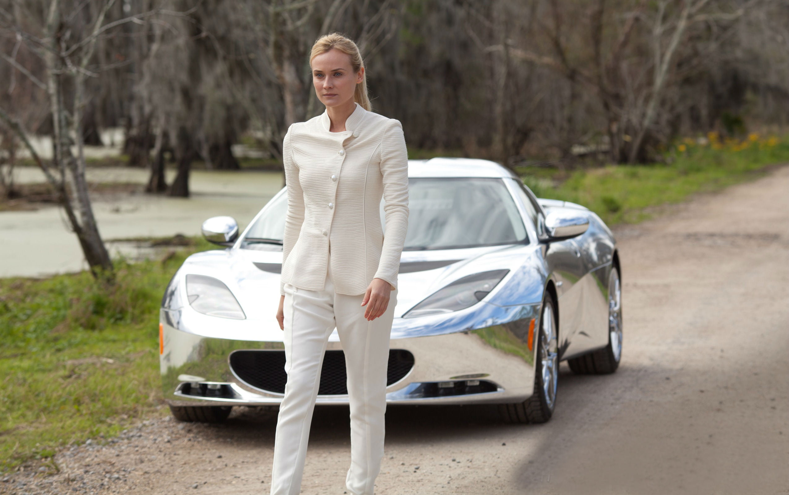 Hollywood Movies, young adult, day, mode of transportation, women, movie, motor vehicle, host, leaning, road, standing, stills, full length, button, transportation, HD Wallpaper
