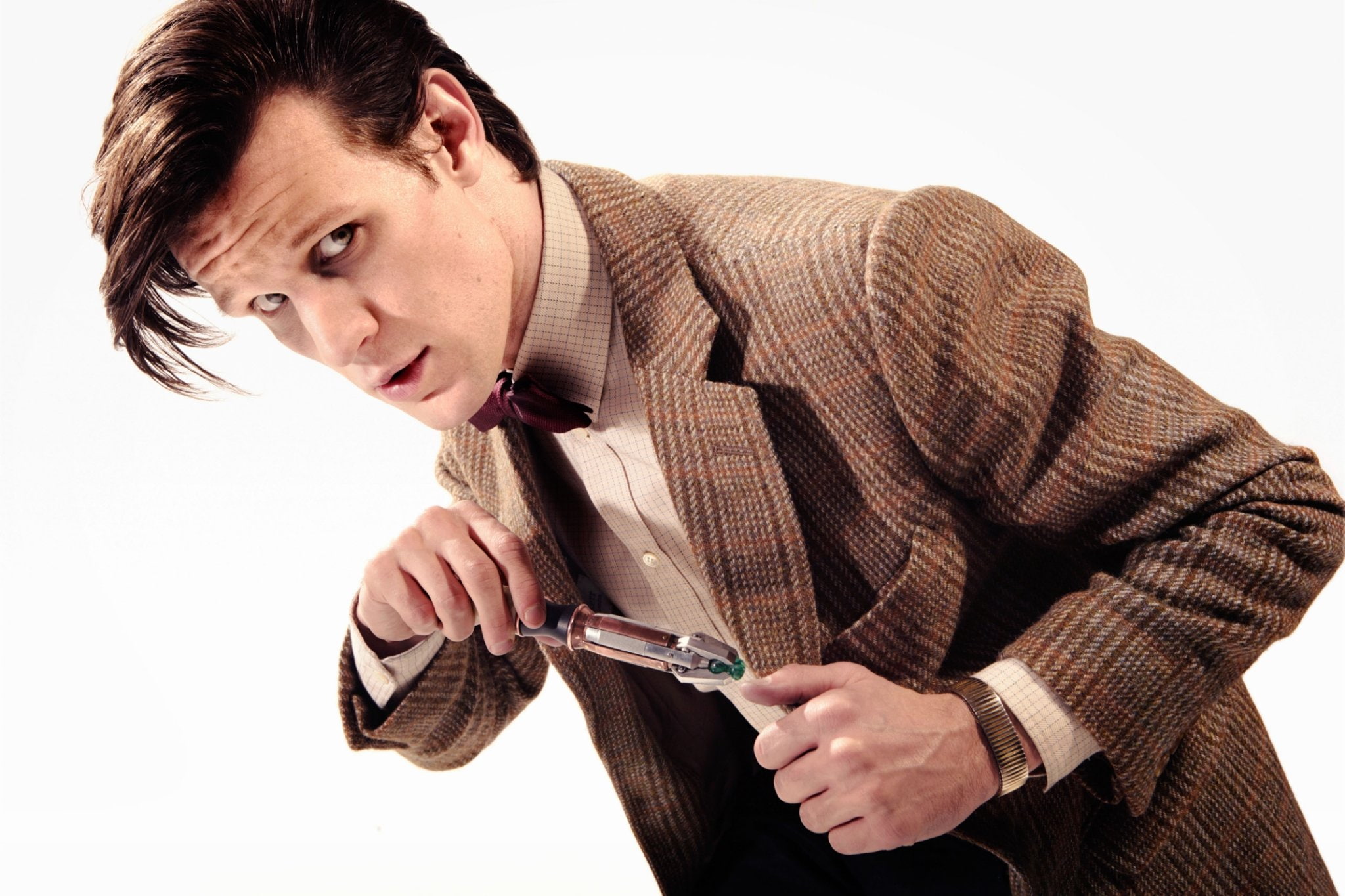 holding, mid adult, cut out, portrait, white background, 1080P, drama, who, studio shot, adult, doctor, adventure, Bbc, Comedy, young adult, occupation, HD Wallpaper
