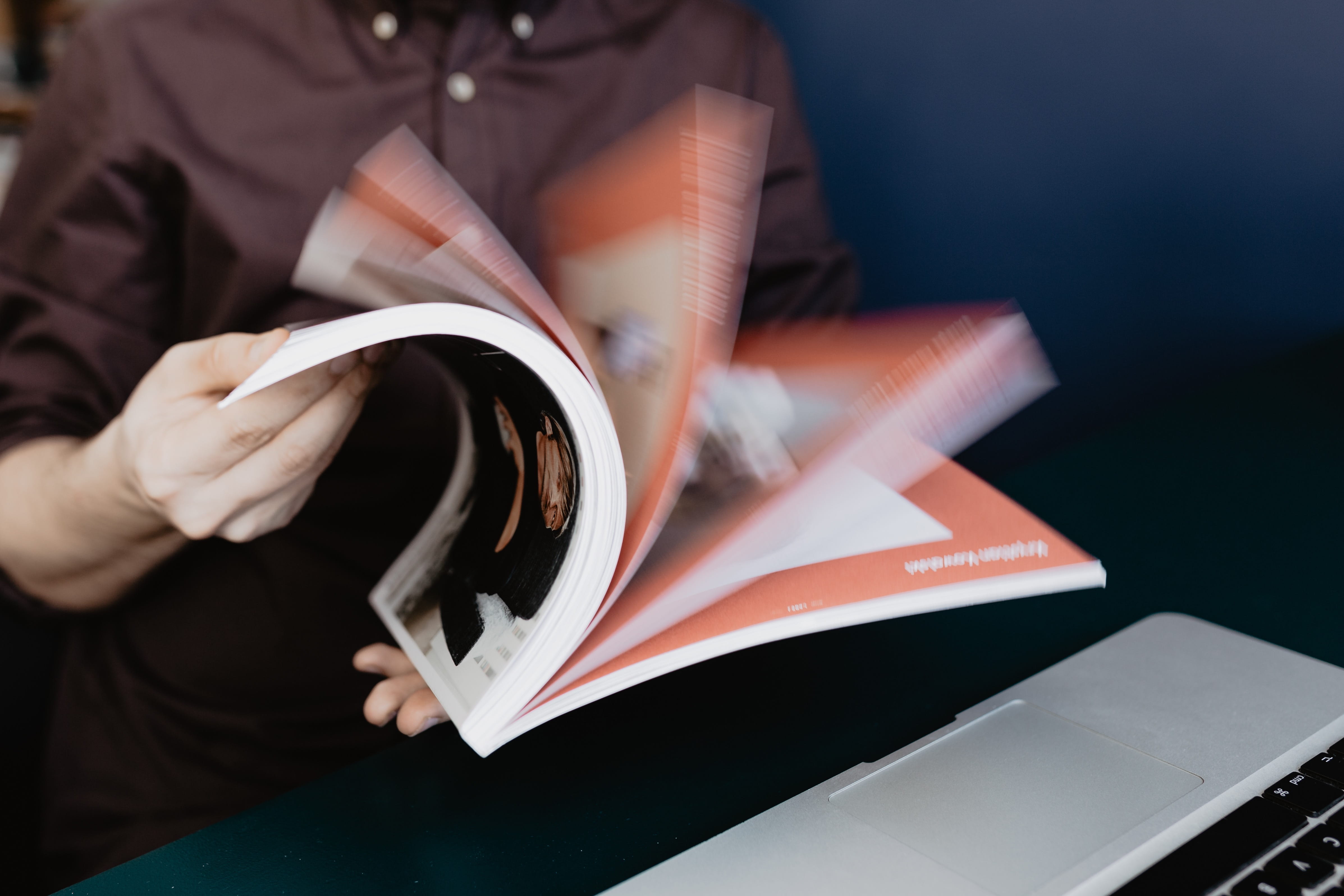 one person, break, document, page, 4K, holding, workspace, reading, magazine, human hand, human body part, entrepreneur, close-up, education, blank, book, HD Wallpaper