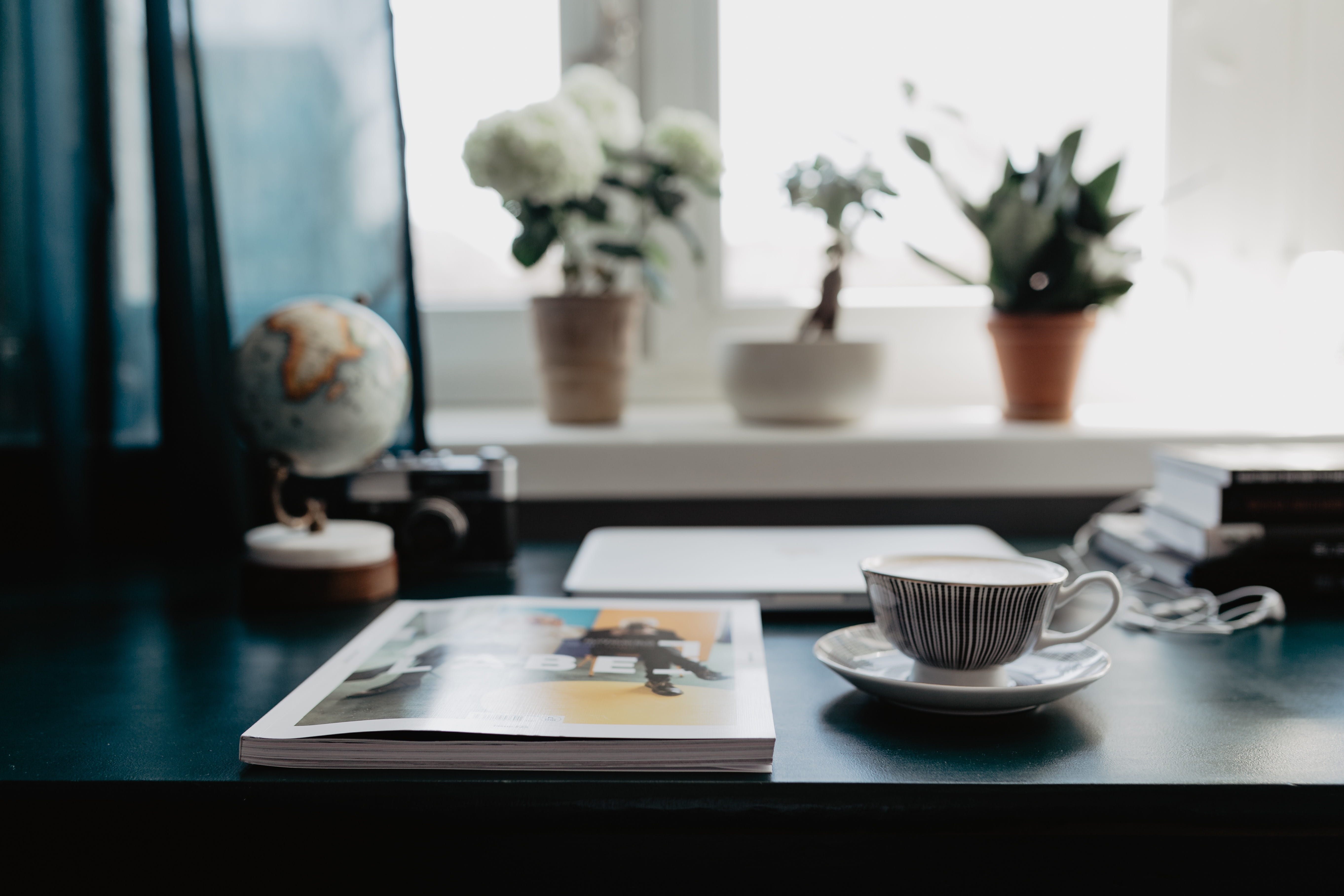 entrepreneur, food and drink, day, focus on foreground, workspace, magazine, pause, table, crockery, break, coffee, nature, no people, coffee - drink, saucer, HD Wallpaper