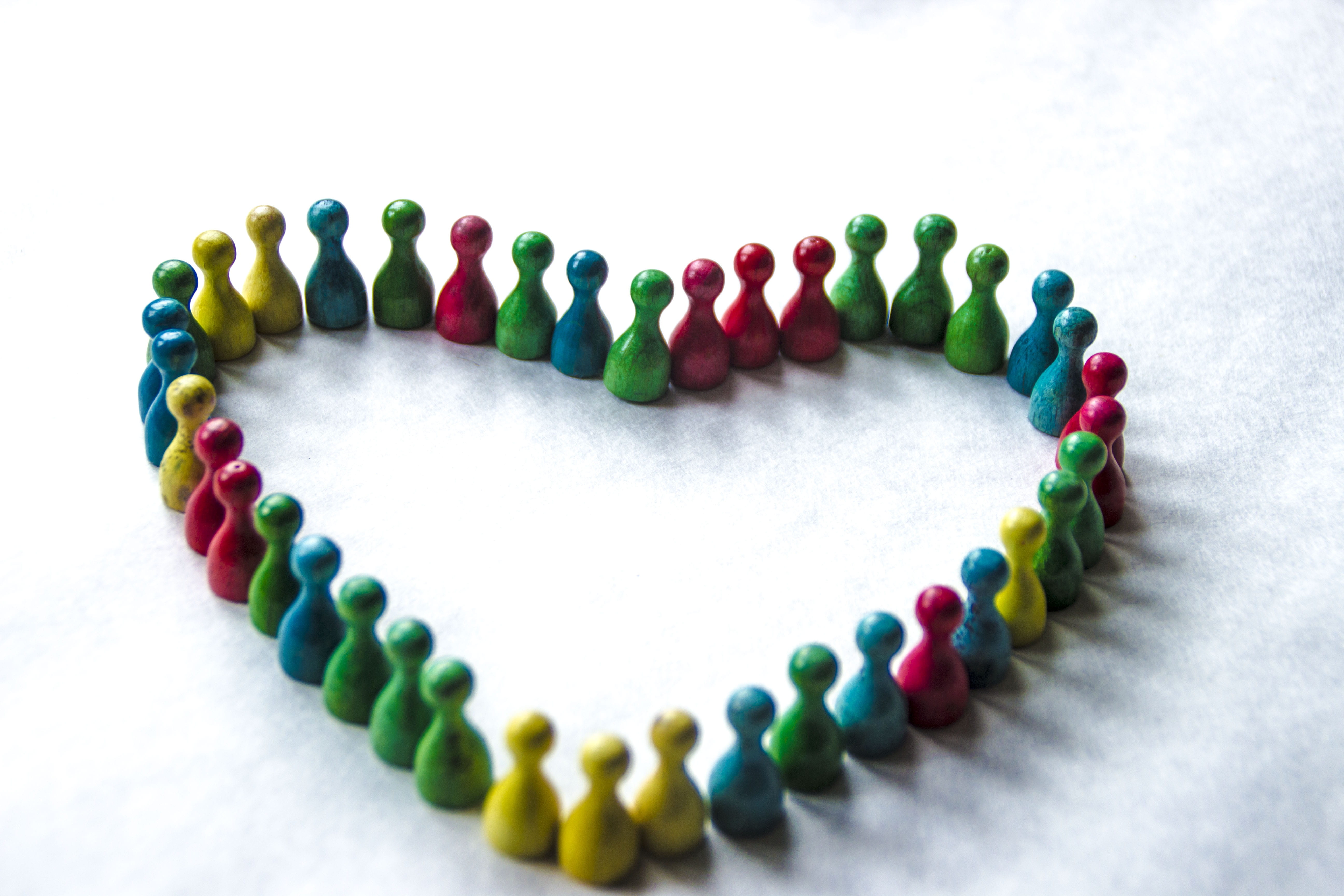 all, group, choice, indoors, ethnic, jewelry, game, happy, race, multi colored, no people, in a row, studio shot, heart, bead, multiracial, necklace, 5K, HD Wallpaper