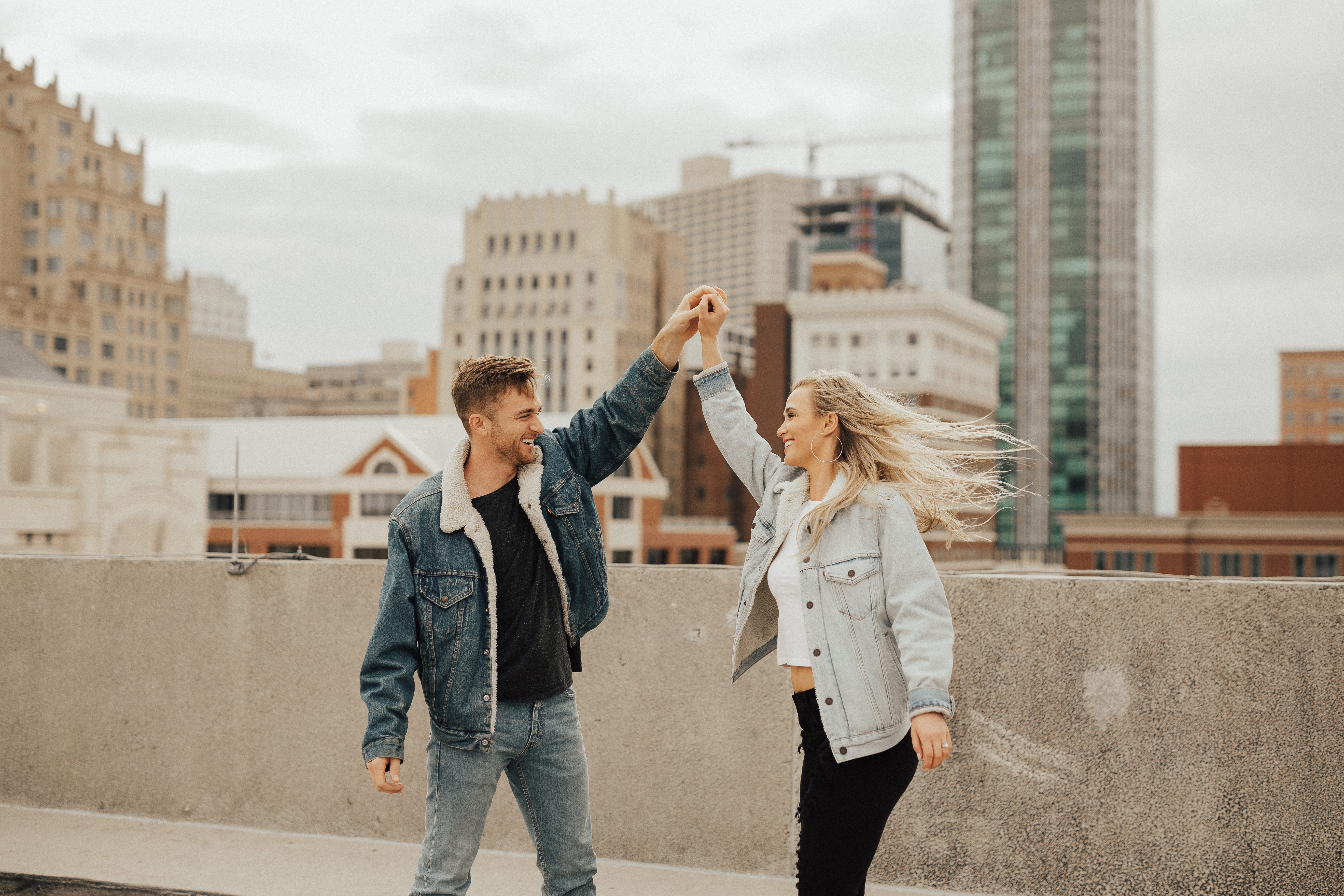 happiness, city, woman, outdoors, young women, couple - relationship, togetherness, high, women, couple, wall, leisure activity, adult, two people, lifestyles, HD Wallpaper