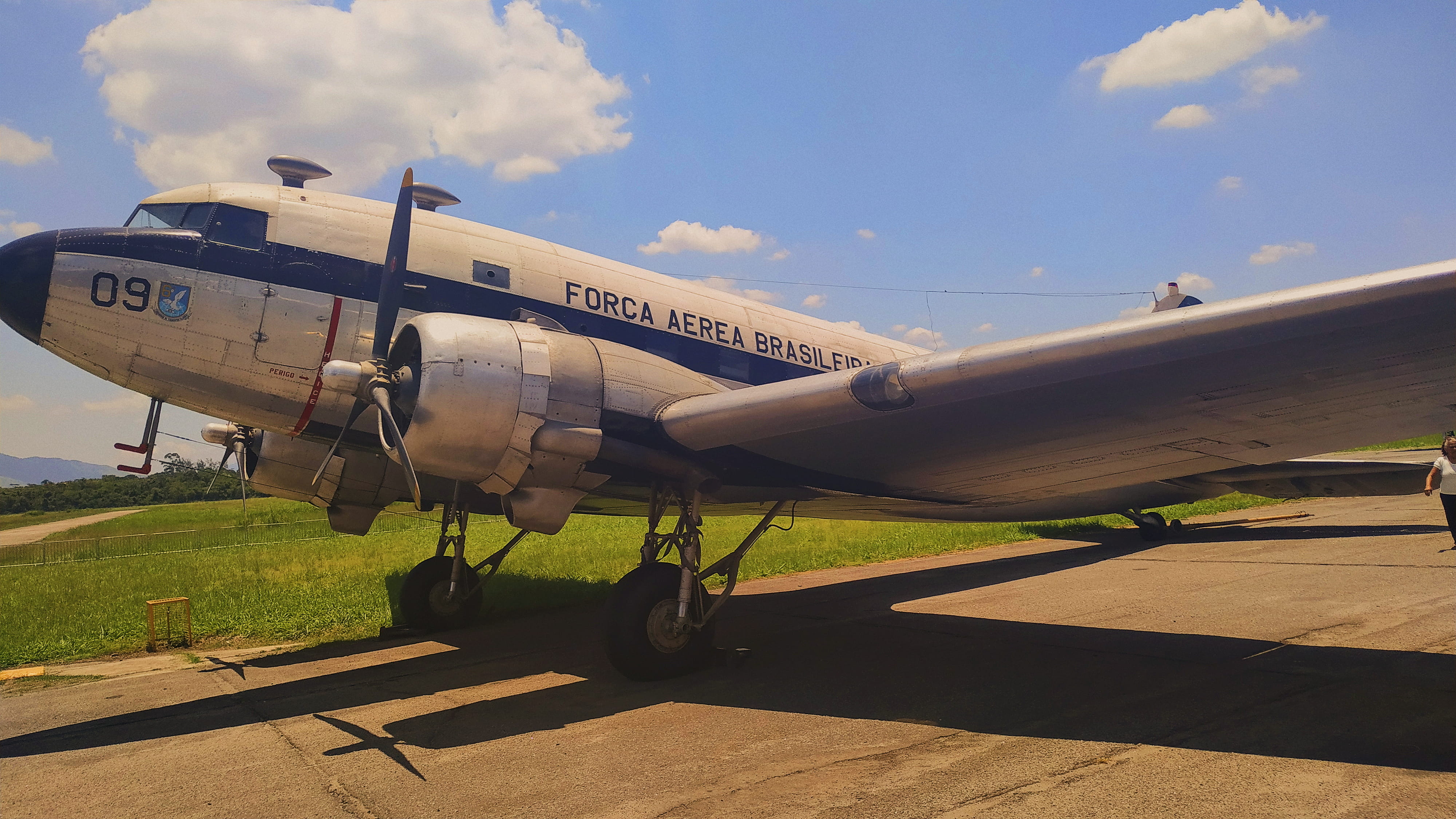 outdoors, nature, warplane, airfield, millitary, air museum, machine, airline, bomber, cloud - sky, travel, brazilian air force, 4K, airport runway, stationary, HD Wallpaper