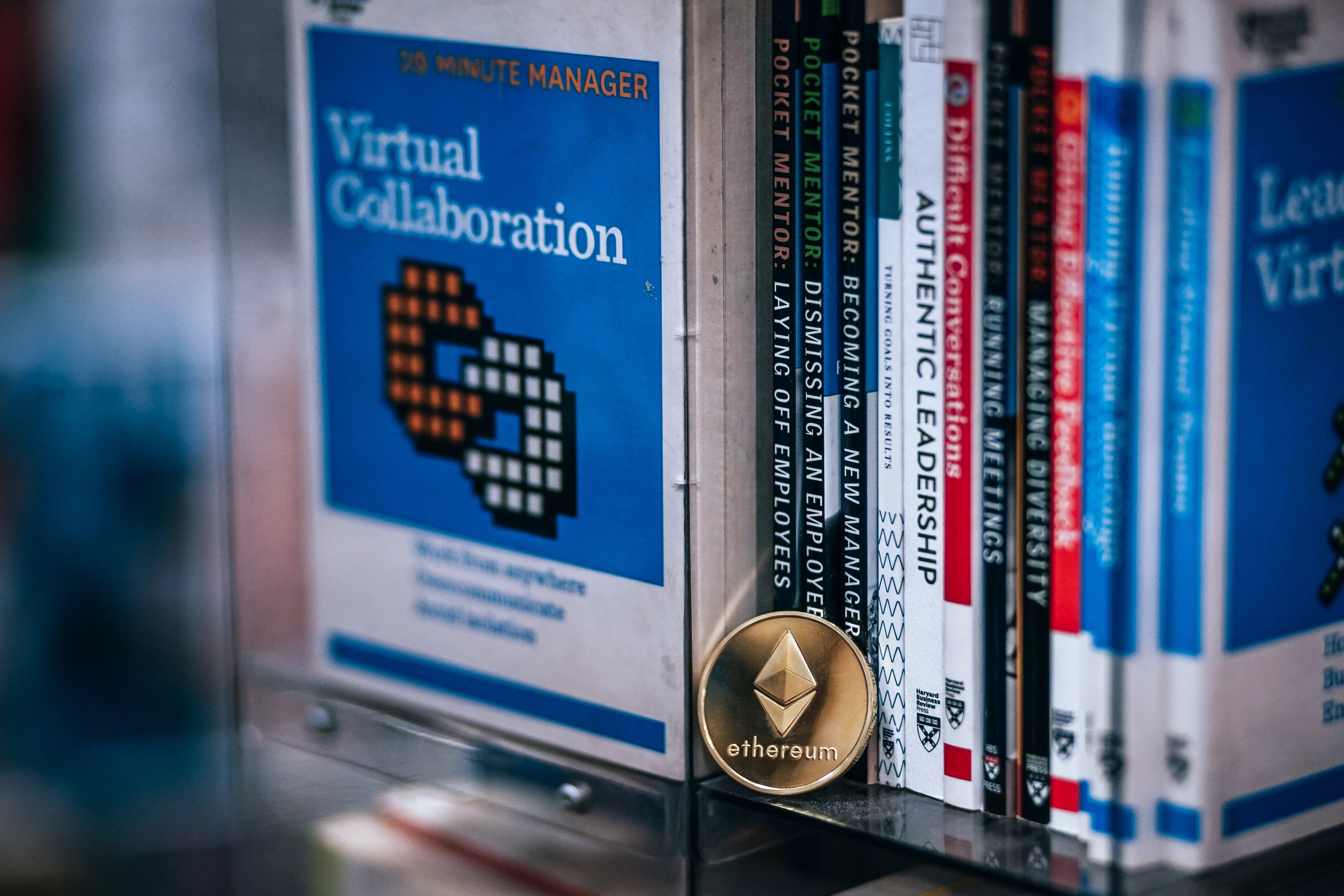 gold, city, shelf, consumerism, plated, publication, music, book, text, coin, technology, smart, architecture, finance, books, no people, business, western script, HD Wallpaper